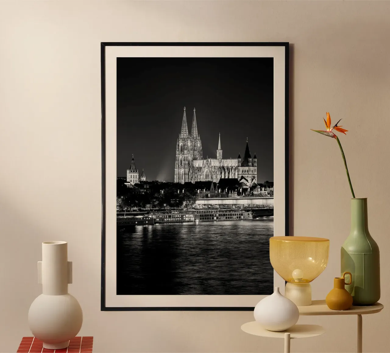 Cattedrale di Colonia di notte poster con telaio in alluminio da Norman Click