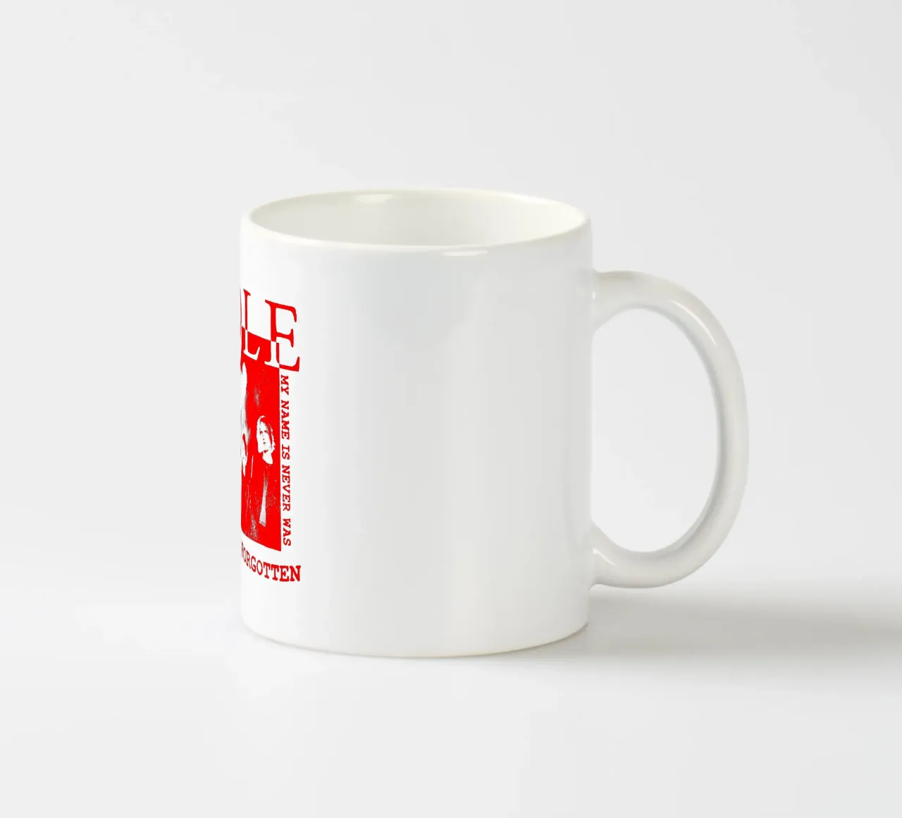 Banda rossa Sillhouette Foro tazza in ceramica da https://www.juniqe.com/uk/shop/Henndraws