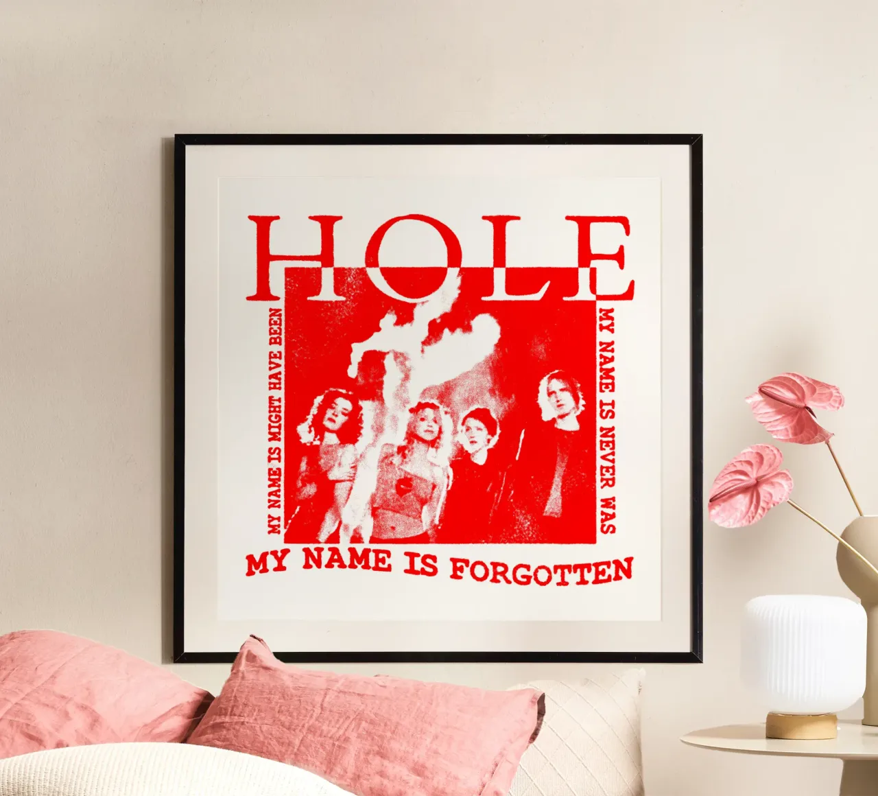 Banda rossa Sillhouette Foro poster da https://www.juniqe.com/uk/shop/Henndraws