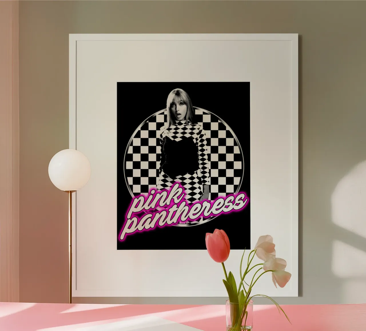 Maglietta classica Pink Pantheress poster da mannys_artt