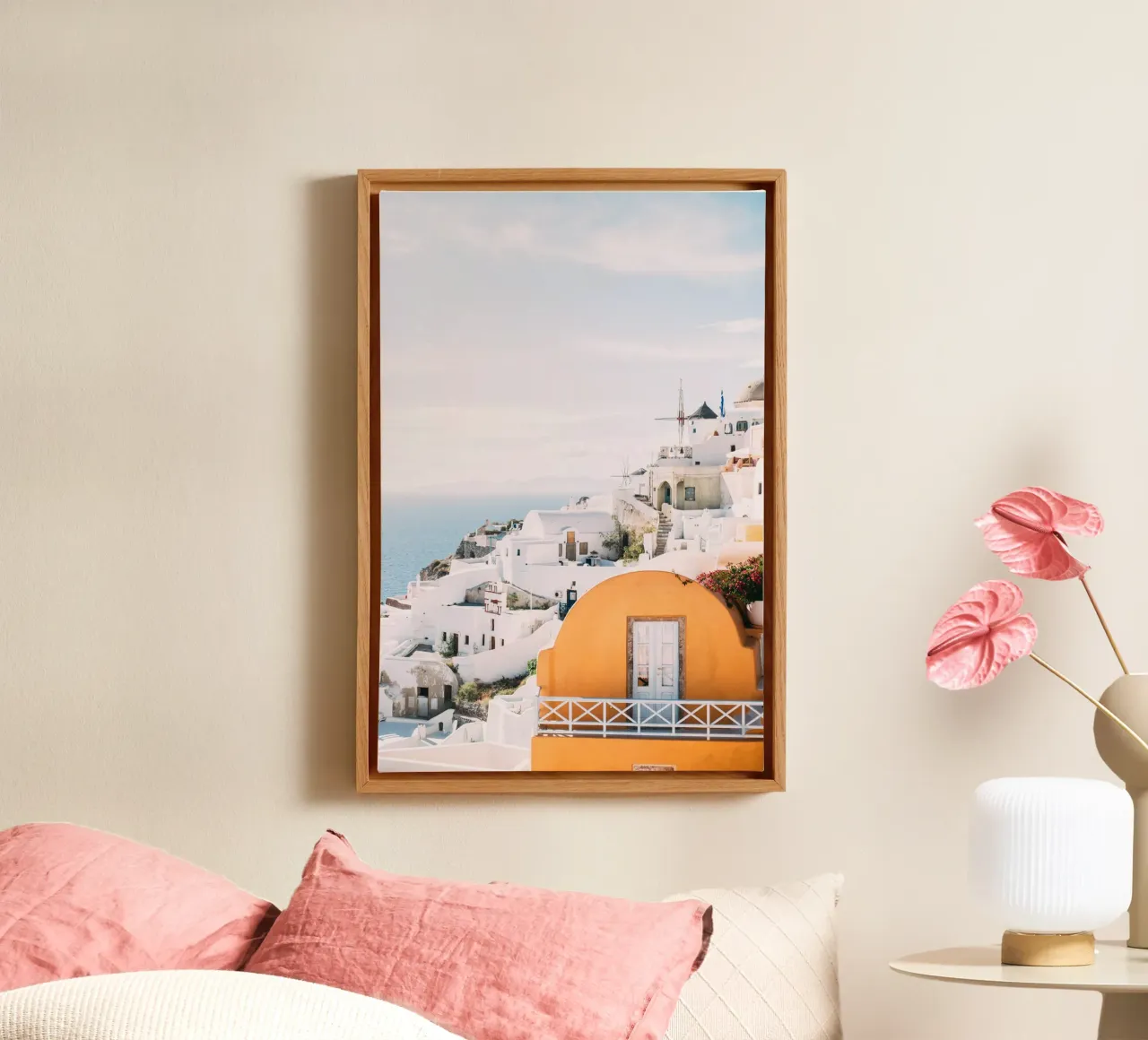 Uitzicht op Oia, Santorini | Grieks eilandlandschap canvas met Baklijst van patiphotography