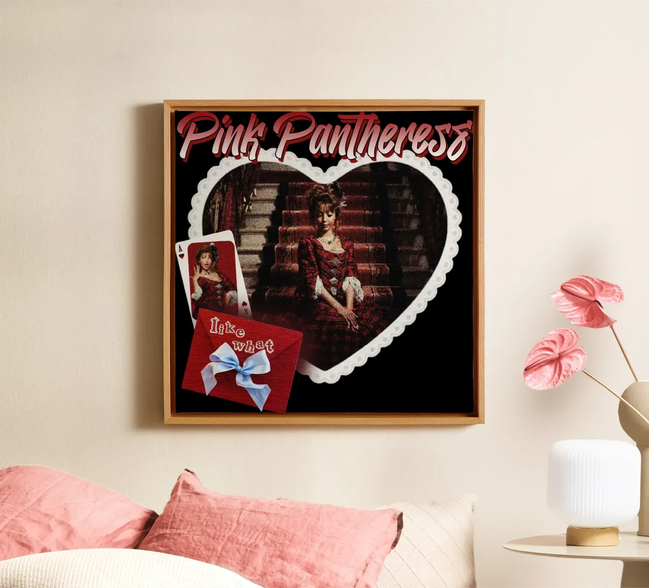 come What - Maglietta classica Pantheress rosa tela con Cornice a cassetta da mannys_artt