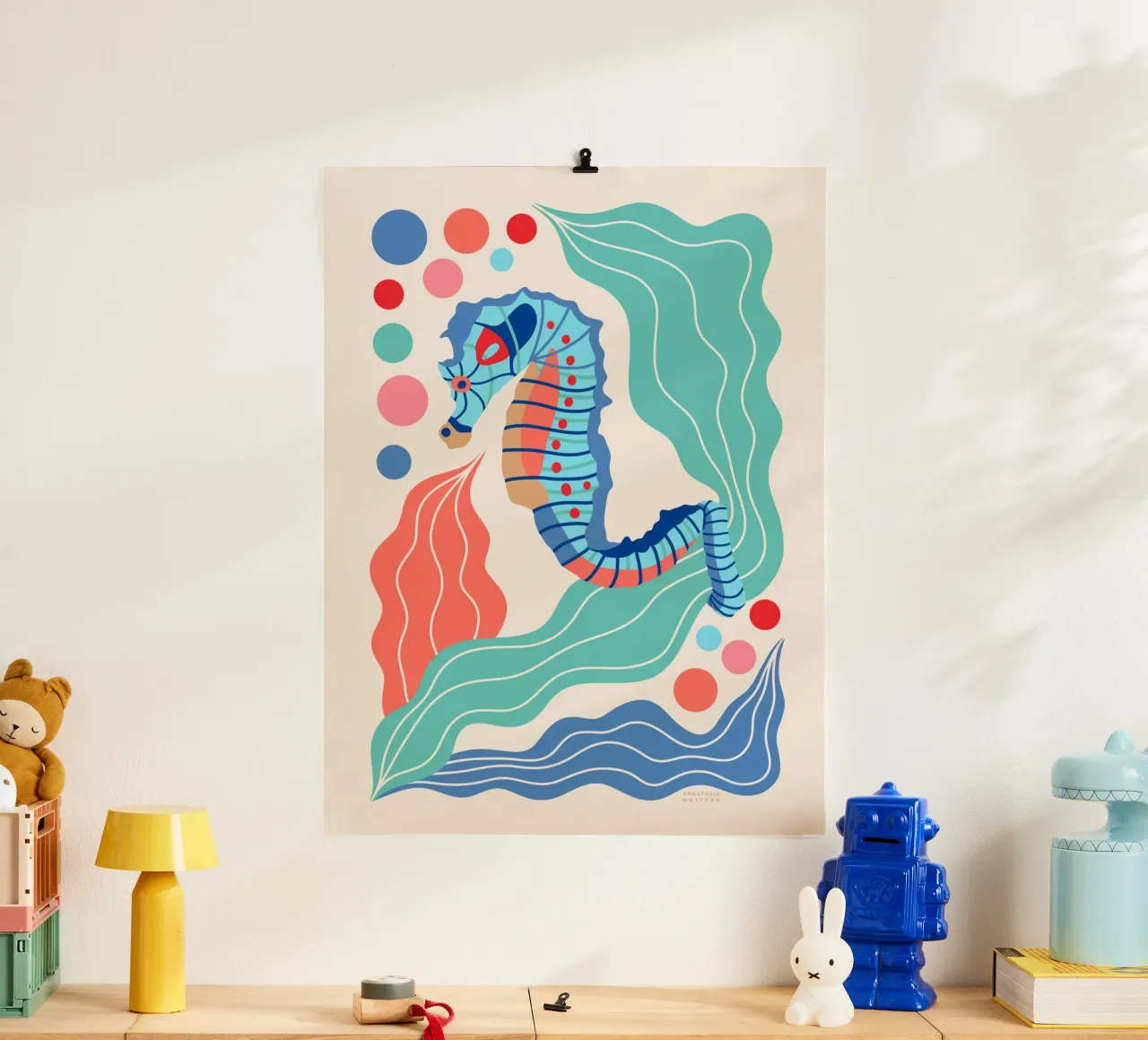 SEEPFERDCHEN poster con telaio in alluminio da Anastasia Mattern