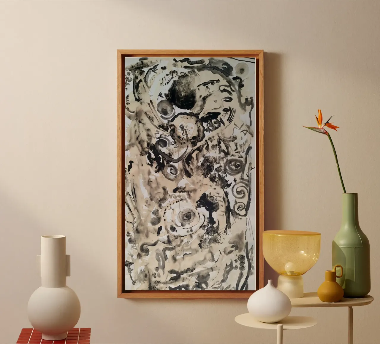 Mit Kaffee begossene Qualen Leinwand mit Schattenfugenrahmen von Cohe studio