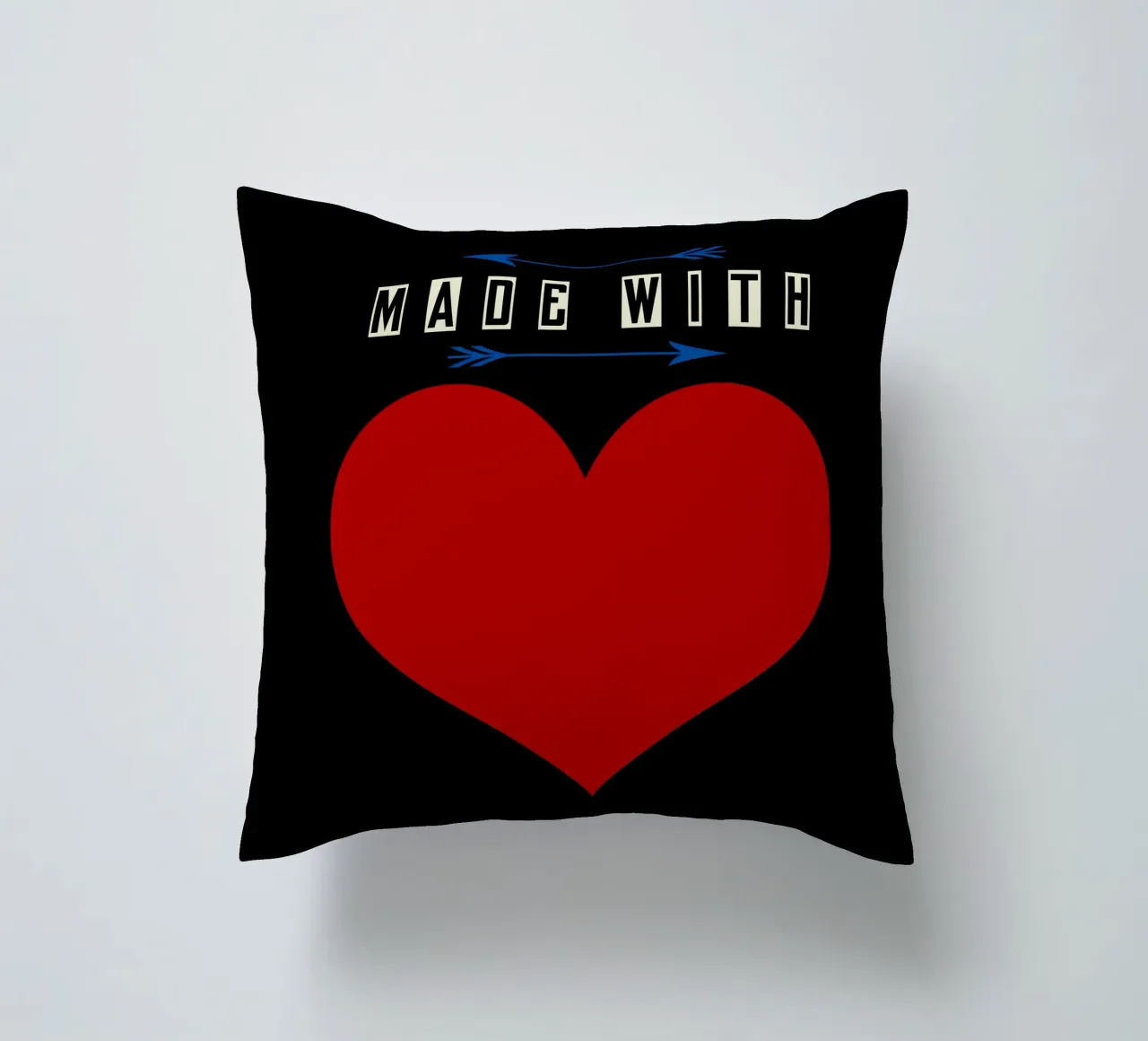 Made with heart Red cuscino da TijanaArtStudio88