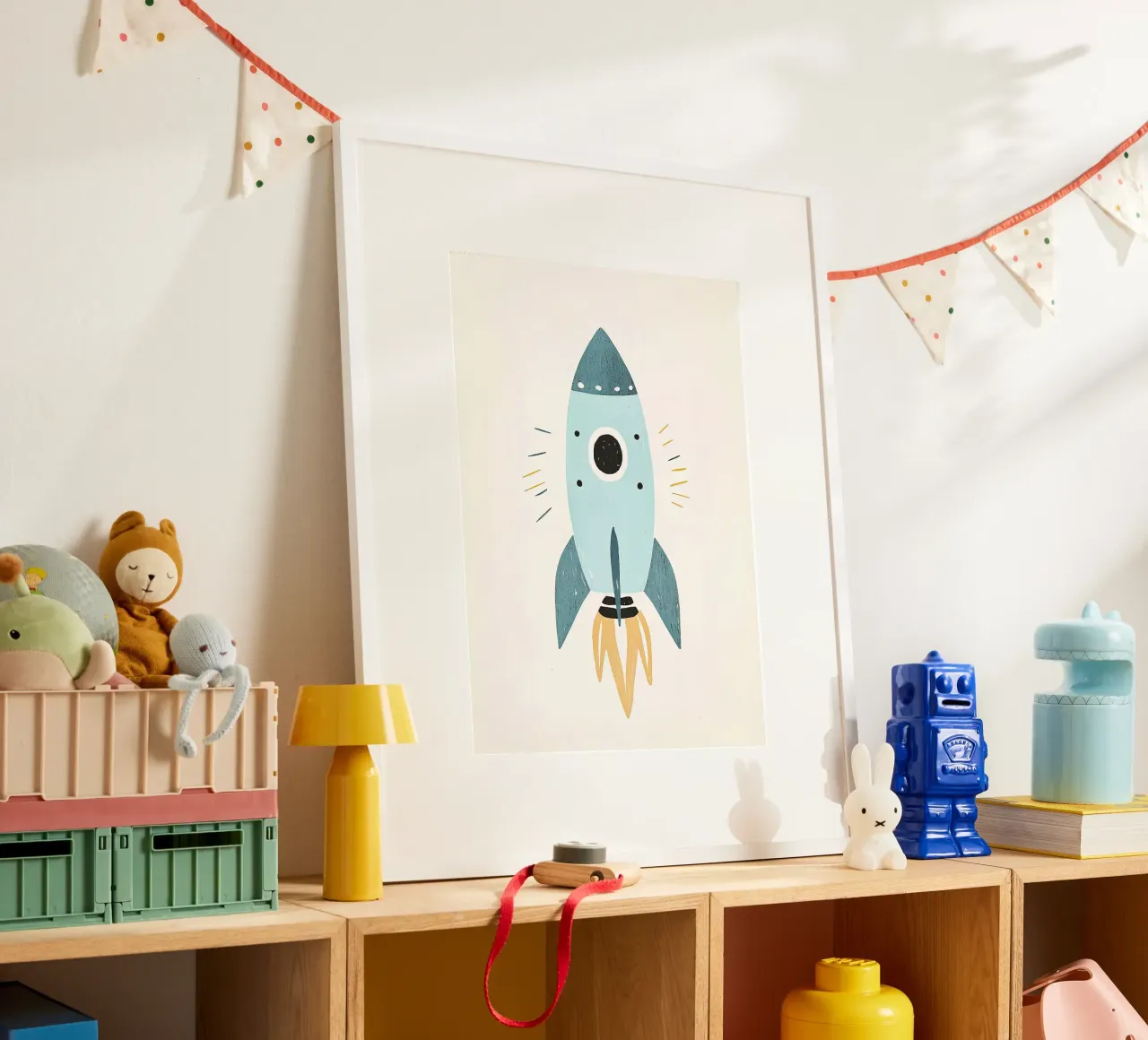fusée engin spatial espace aérospatial poster avec cadre en bois de Thomas Weber