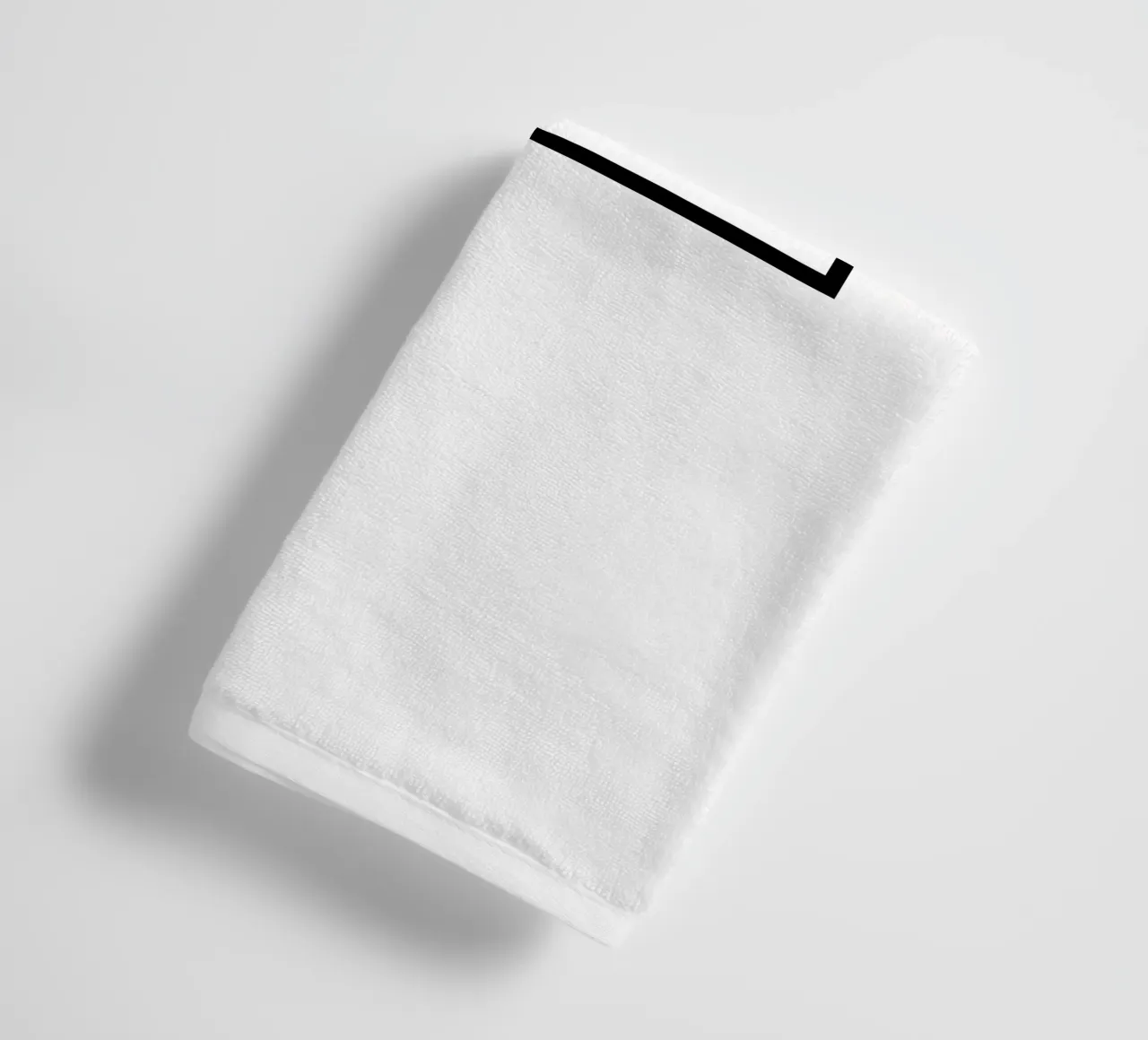 Travailleur acharné ! Ça a l'air bizarre, mais c'est vrai ! serviette de bain de Black Sign Artwork