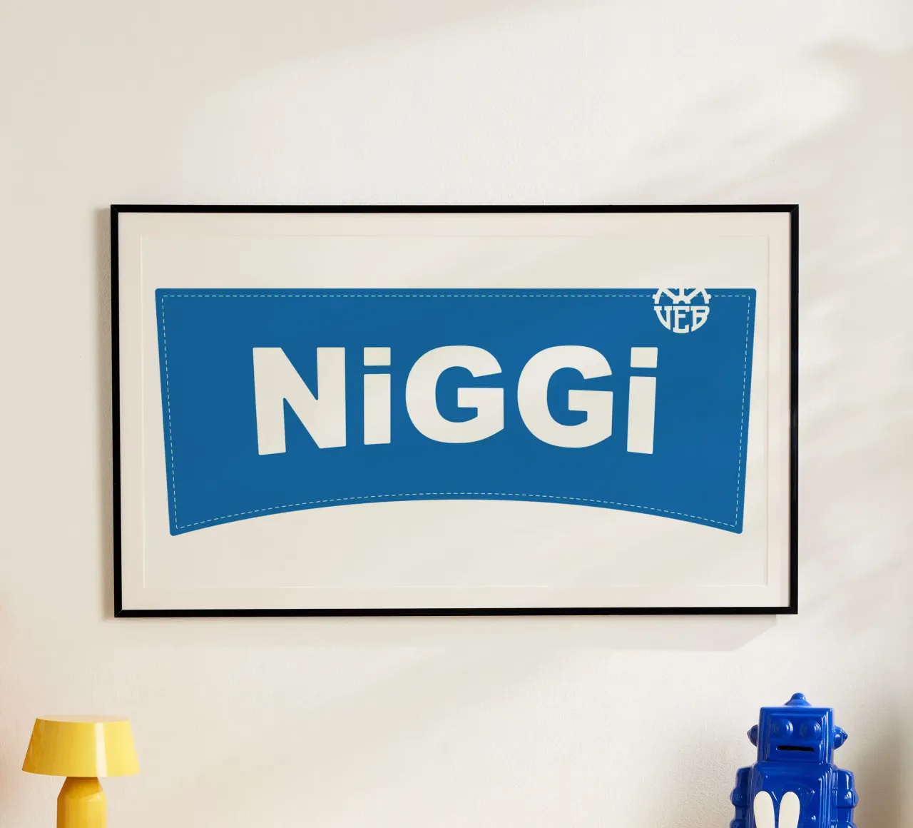 Niggi des VEB poster con telaio in legno da DDR DESIGN