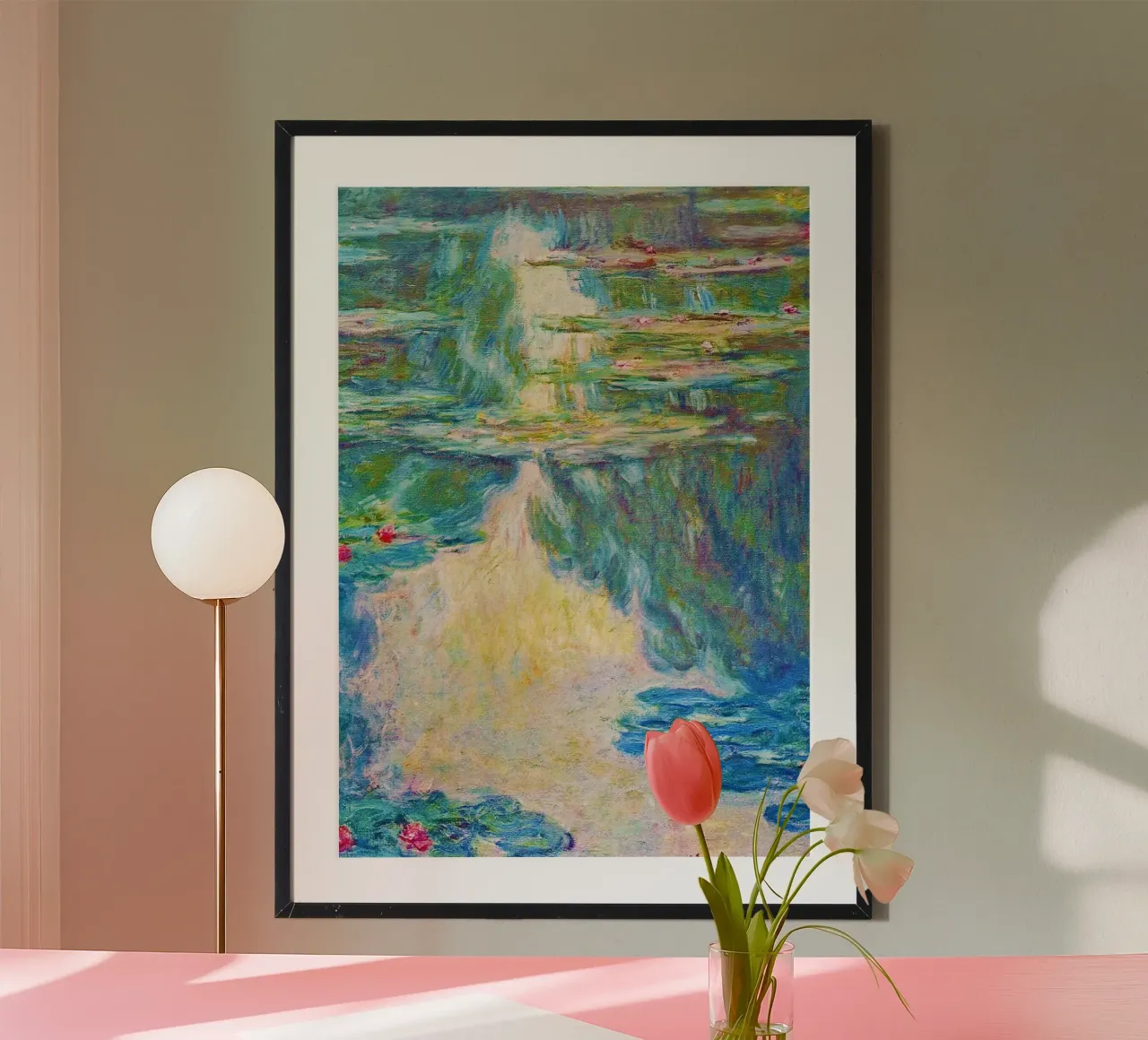 Ninfee di Claude Monet poster con telaio in legno da Monet Art Prints