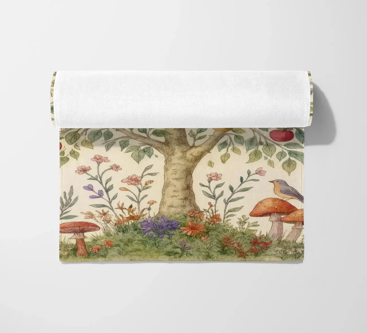Albero di mele con uccelli e funghi Autunno botanico vintage telo mare da Gentle Echoes Art