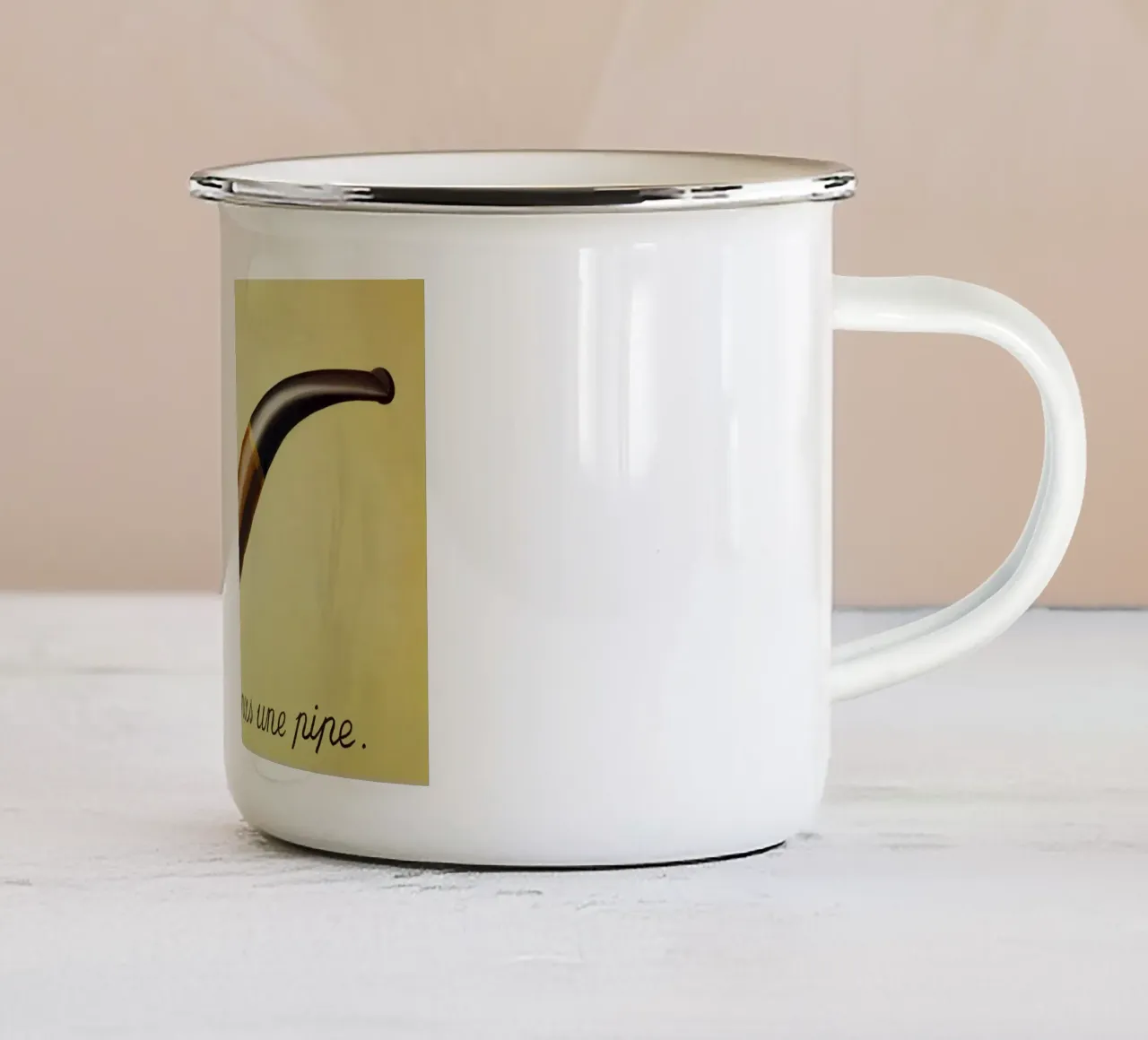 Ceci n'est pas une pipe di René Magritte tazza in smalto da Classic Art Prints