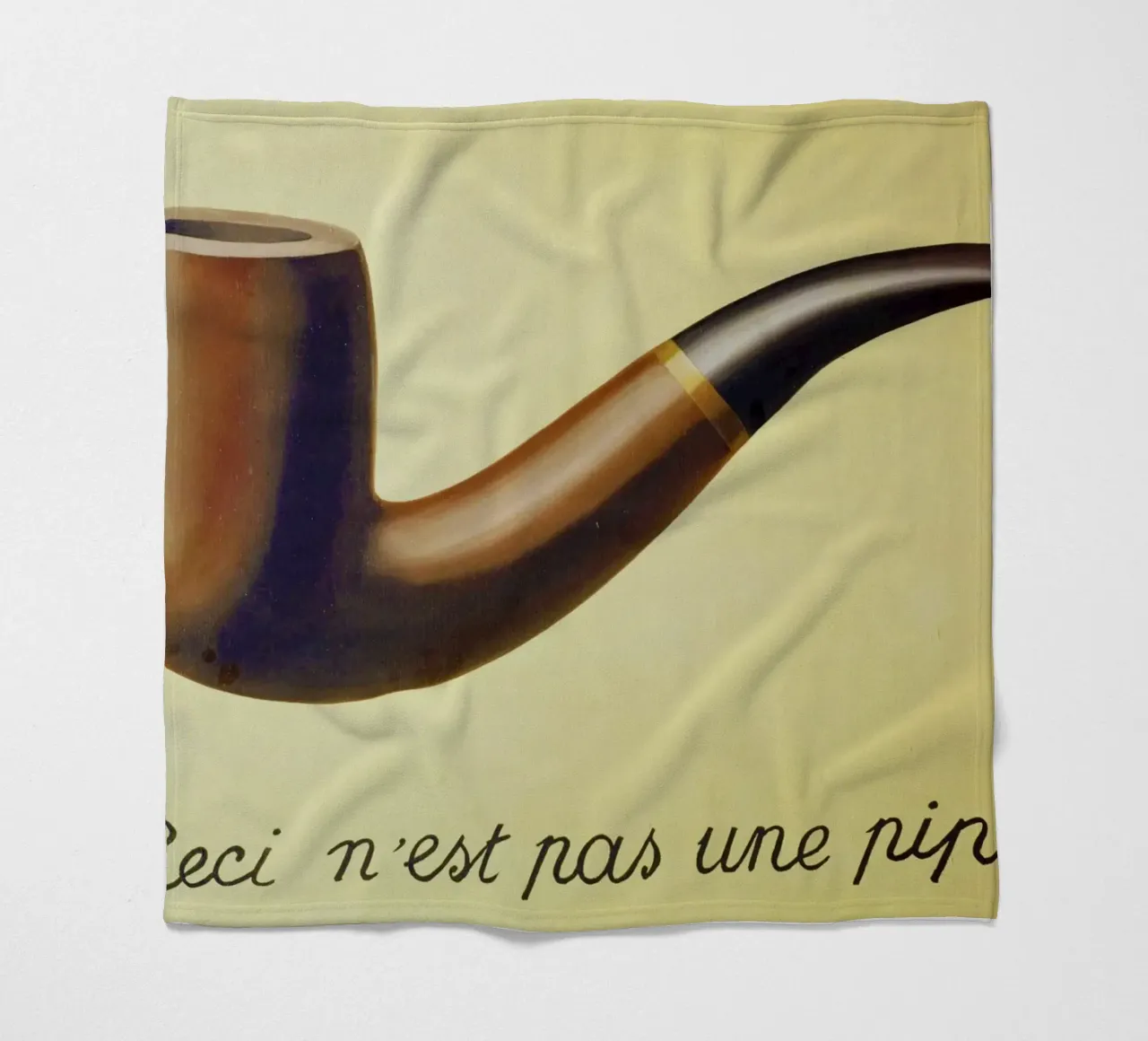 Ceci n'est pas une pipe di René Magritte coperta in pile da Classic Art Prints