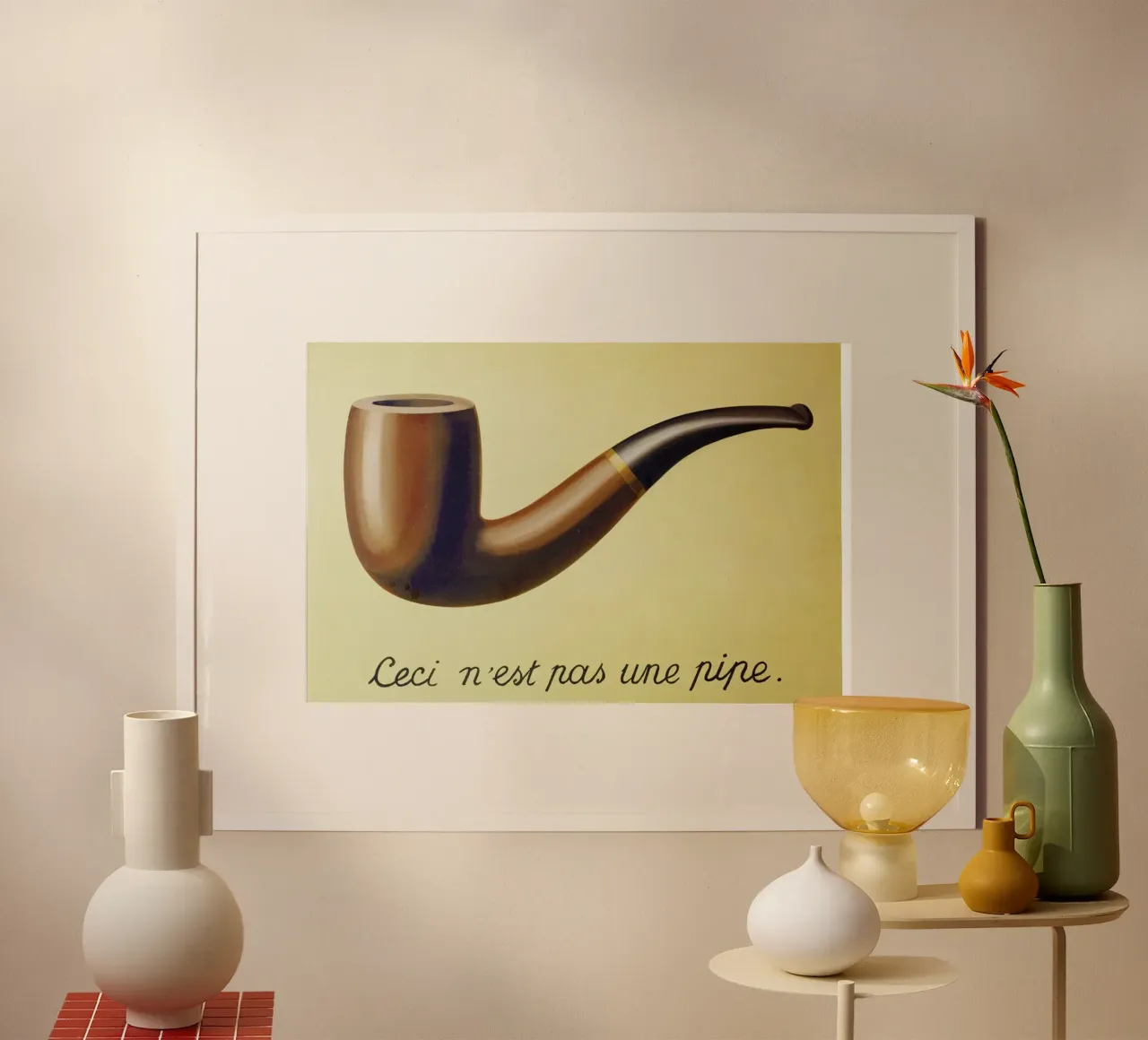 Ceci n'est pas une pipe di René Magritte poster con telaio in legno da Classic Art Prints