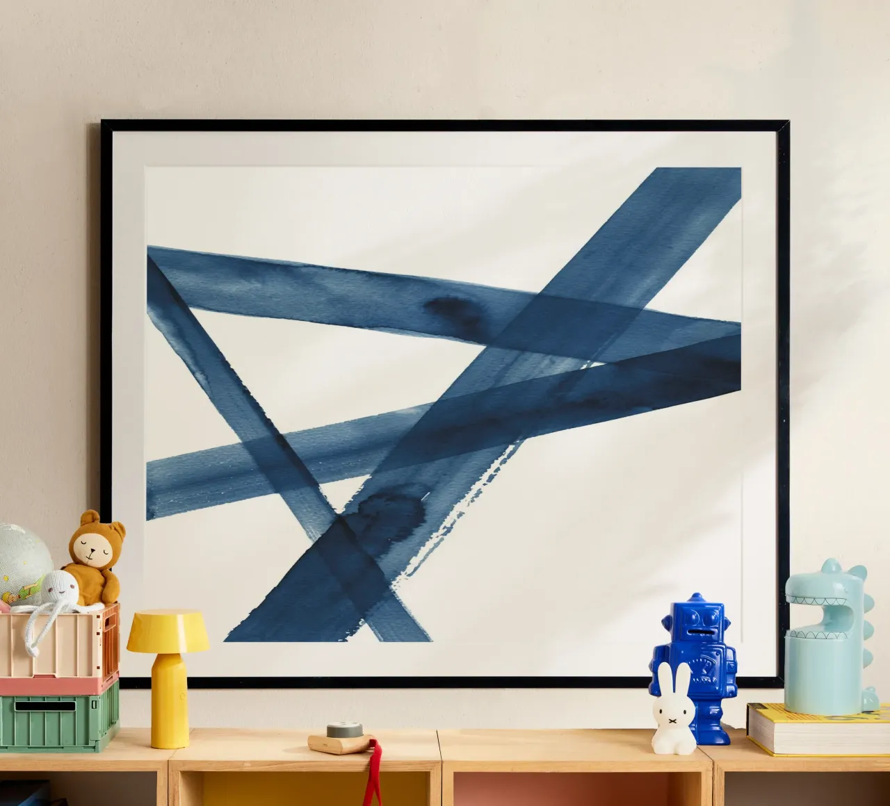 Linee acquerellate blu scuro 5 poster con telaio in alluminio da NouveauPrints