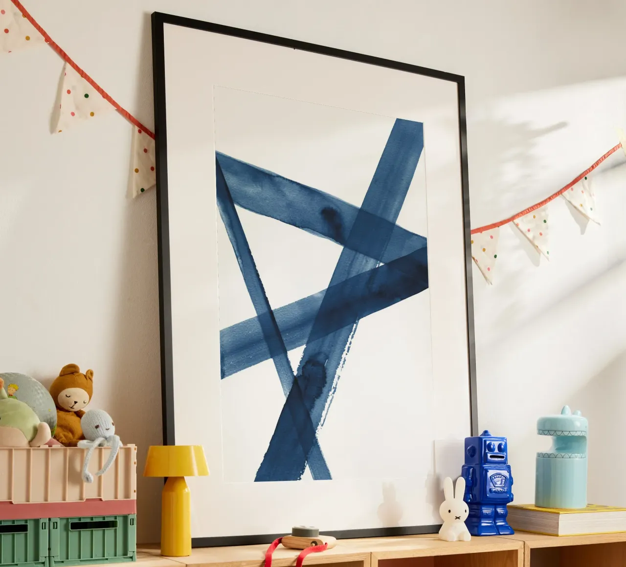 Linee acquerellate blu scuro 5 poster con telaio in alluminio da NouveauPrints
