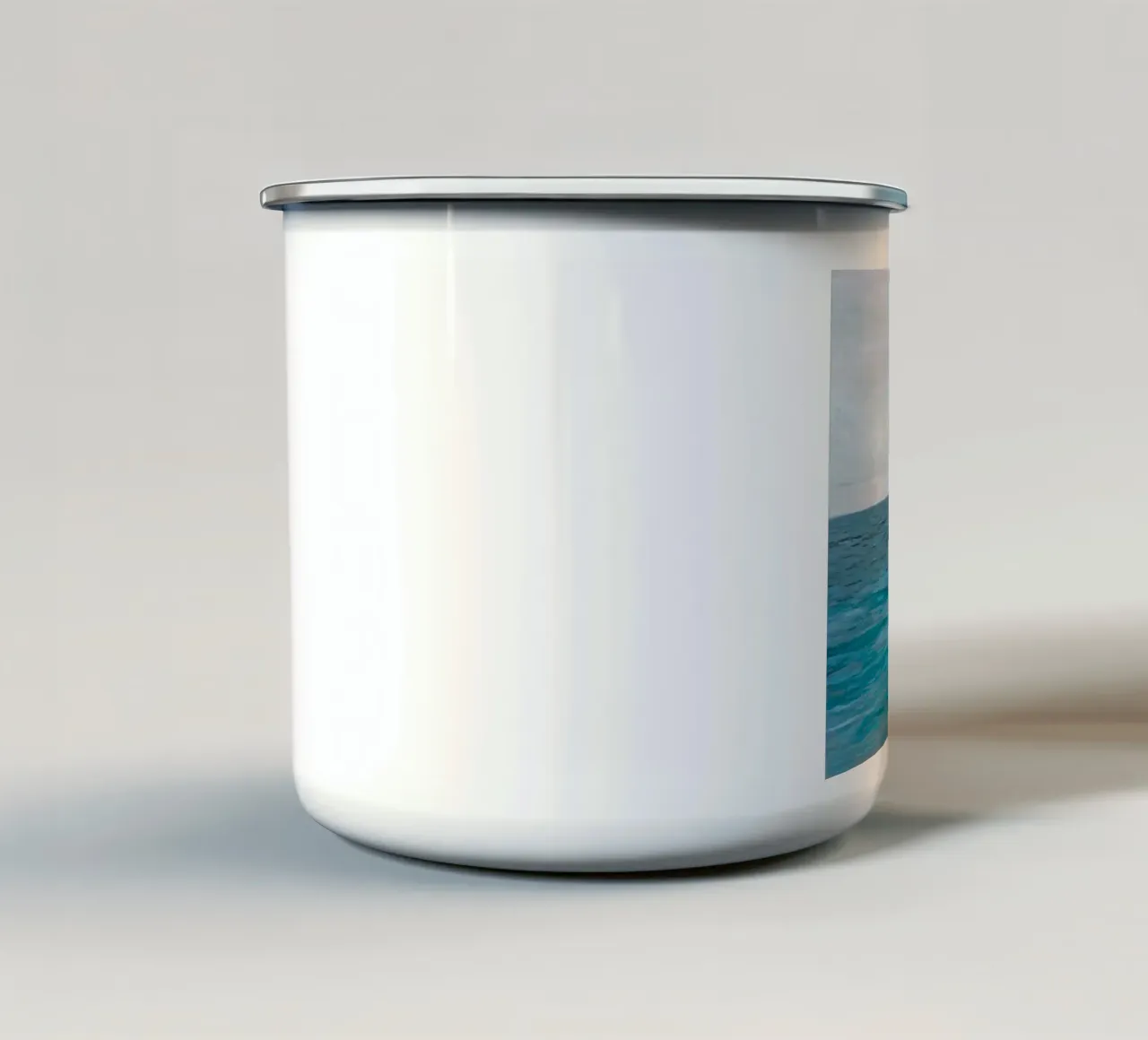 Stampa di Josh Keyes Drift tazza in smalto da Trudeau Art Galley