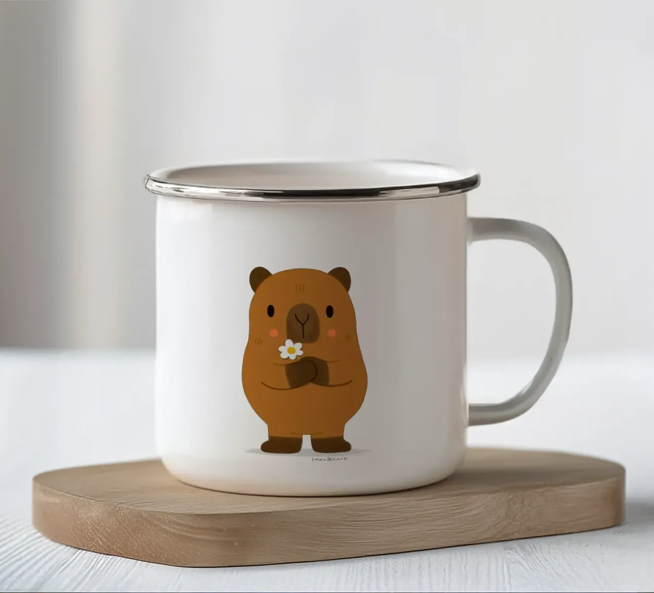 Capibara con fiore di margherita tazza in smalto da julianamotzko