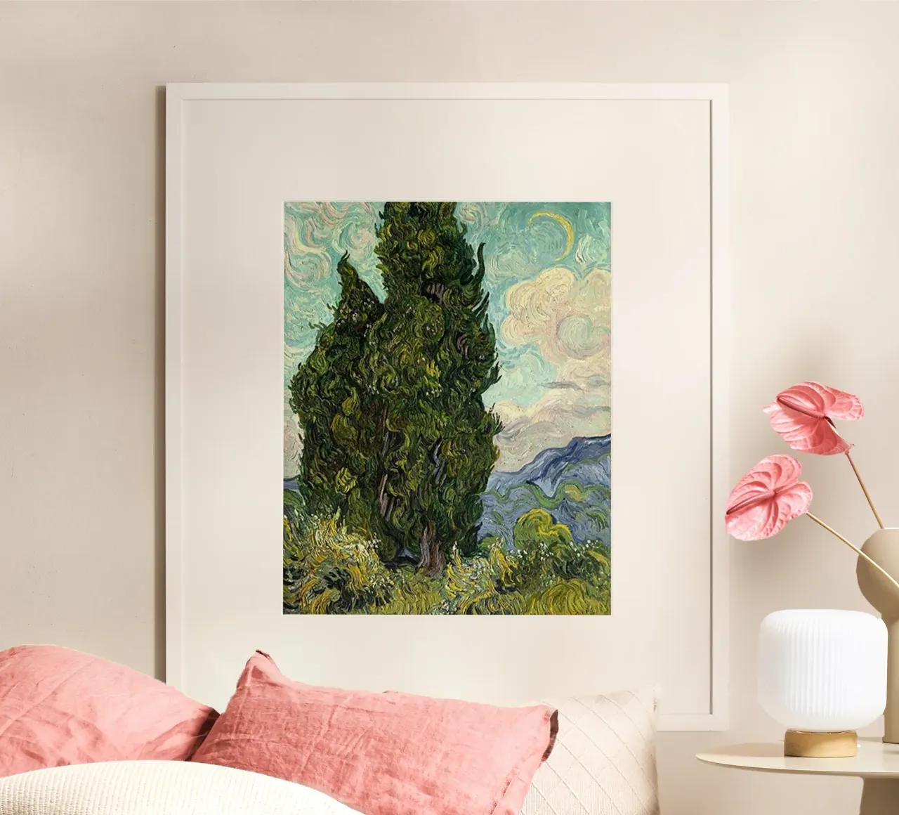 grande albero sulla collina poster con telaio in legno da cloud shop