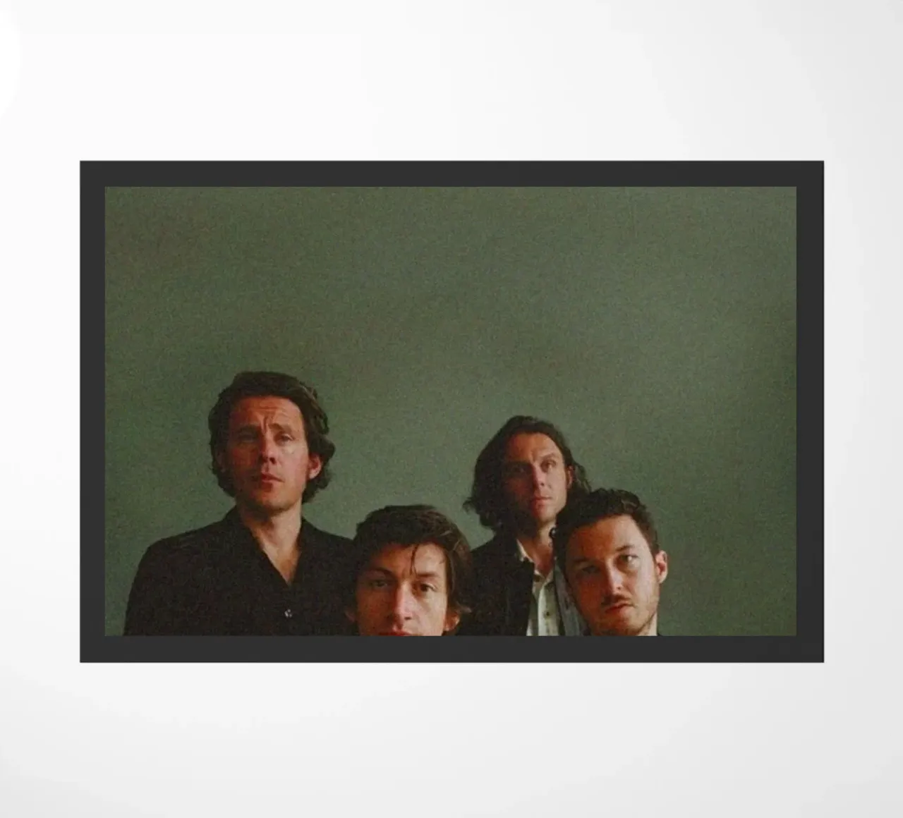 Vetri rotti e risate zerbino da piareto