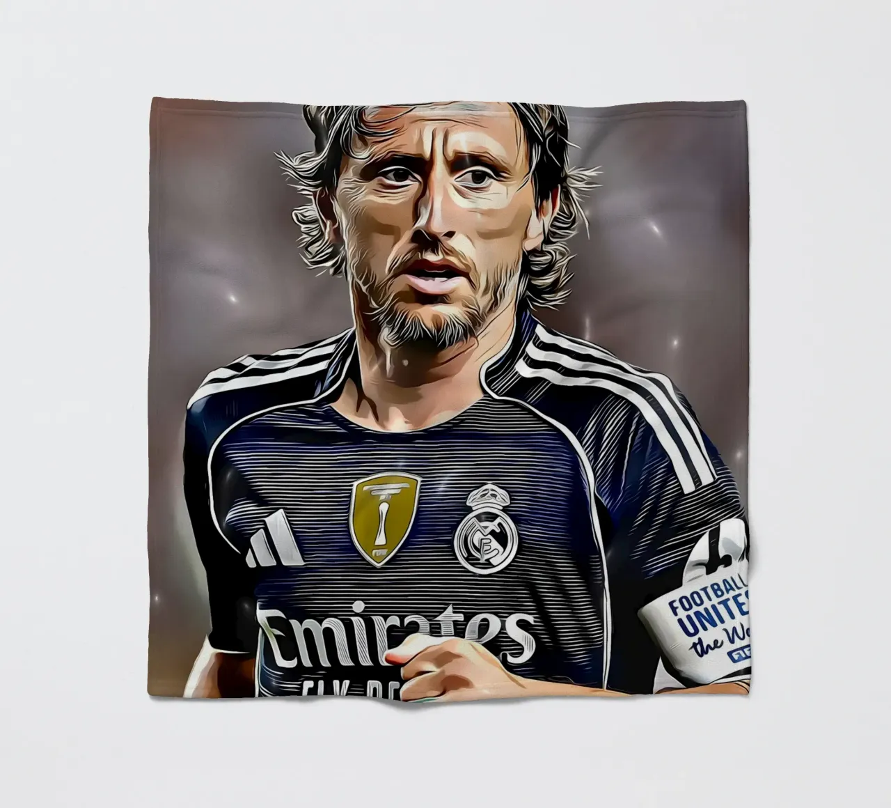 Luka Modrić guida il Real Madrid in campo coperta in pile da dark eagle