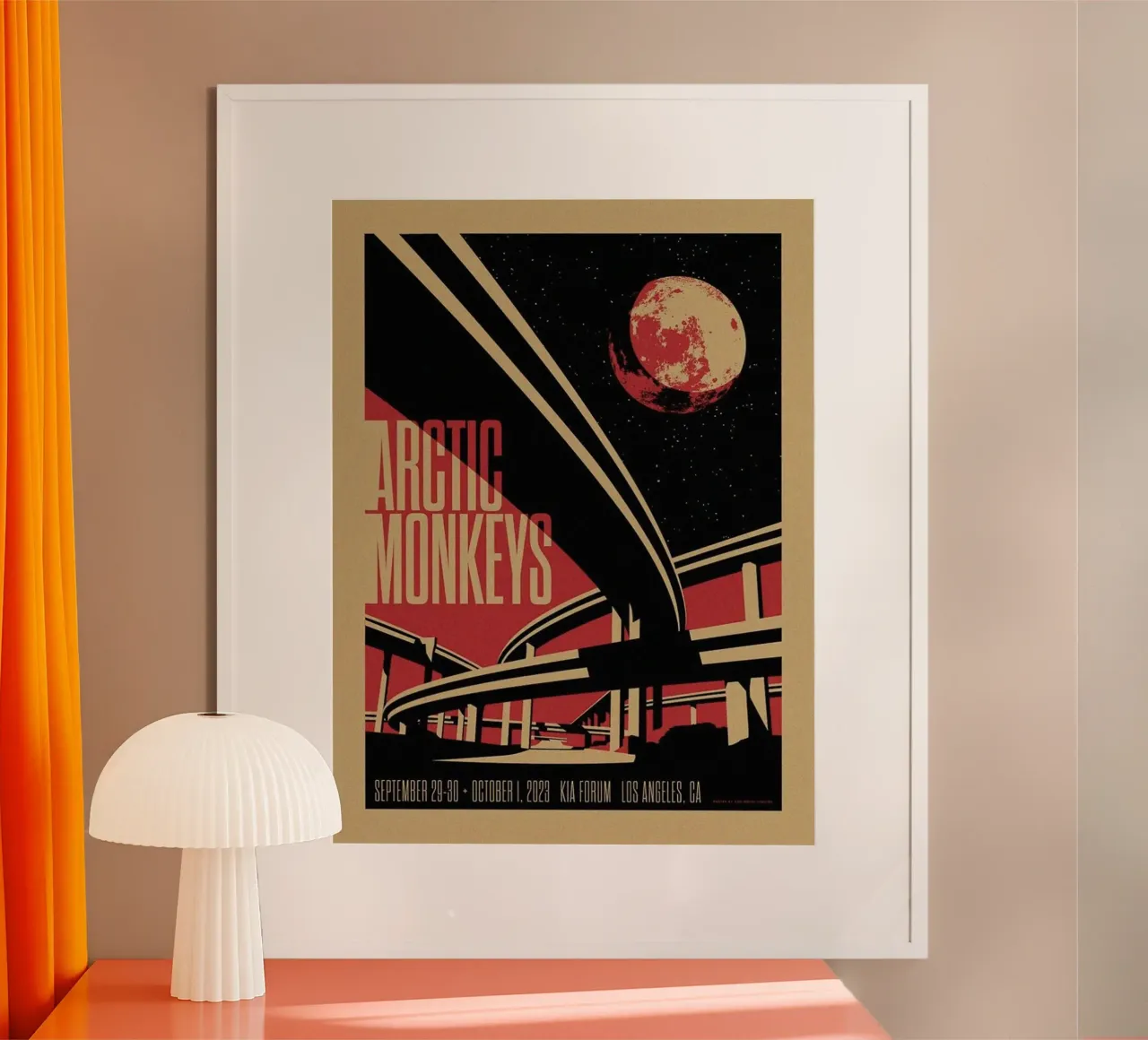 Labbra di ciliegia al chiaro di luna poster con telaio in alluminio da piareto