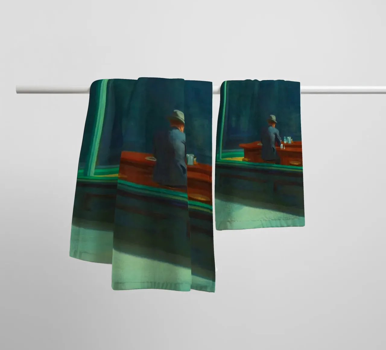 Nighthawks di Edward Hopper asciugamano da bagno da Classic Art Prints