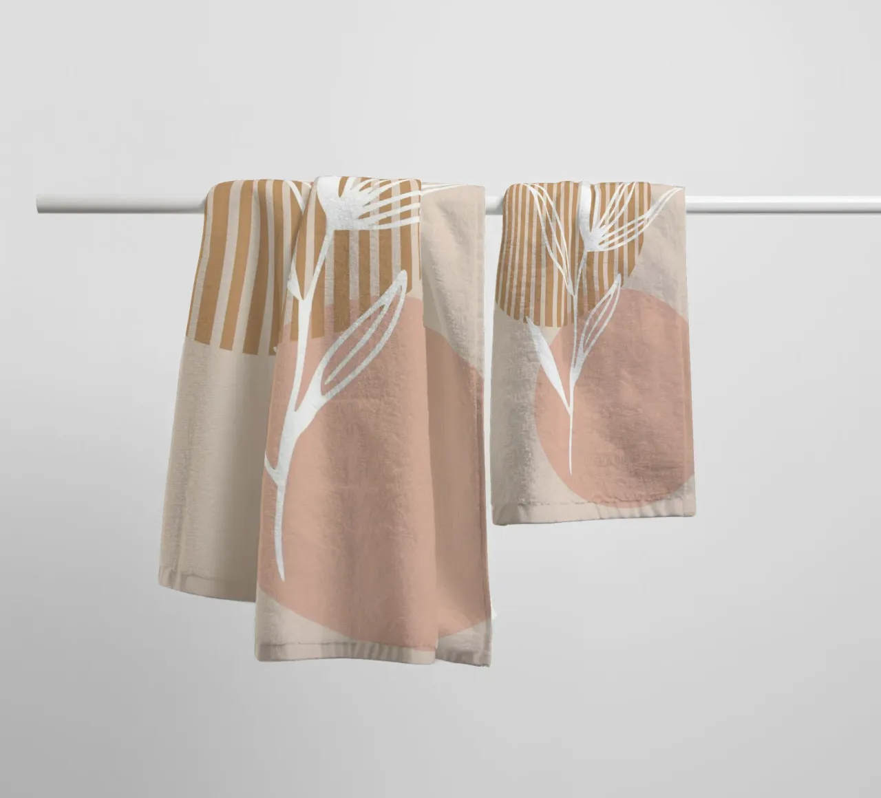 white sheet with circles asciugamano da bagno da vintageshop