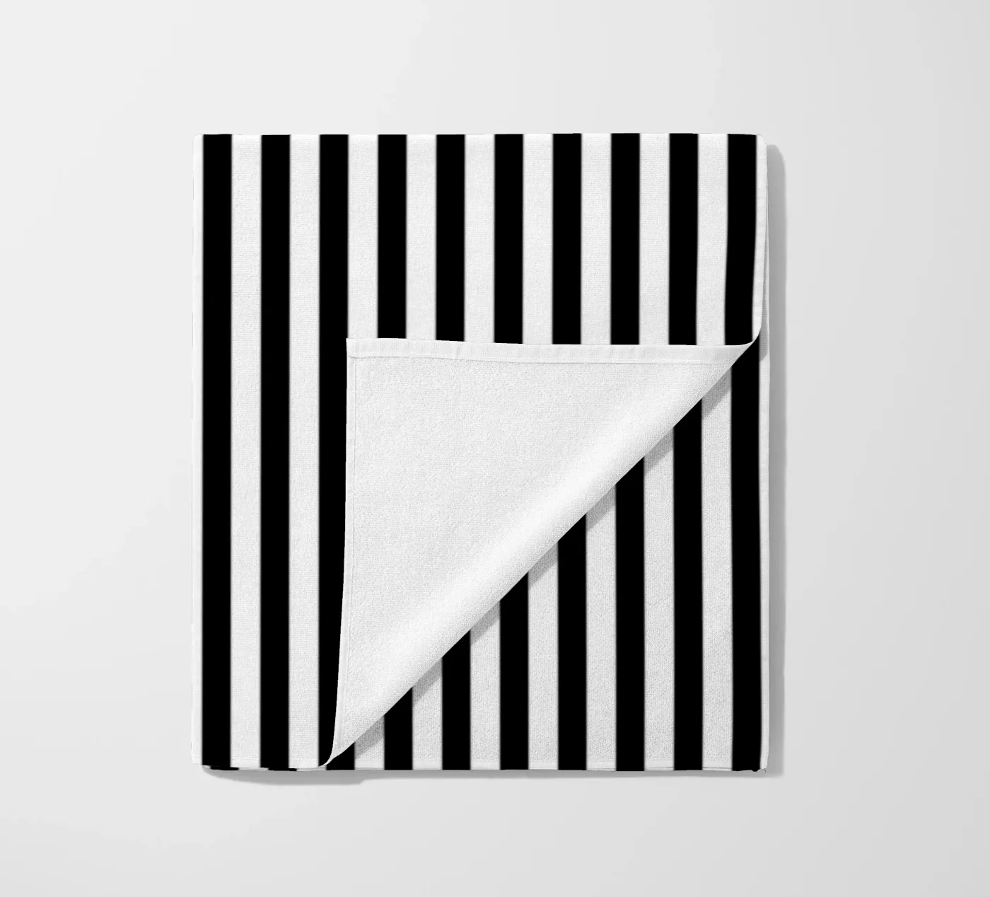 Standard Basic Classic Bold Stripes 2 | Bianco e nero telo mare da Beauty in Simplicity