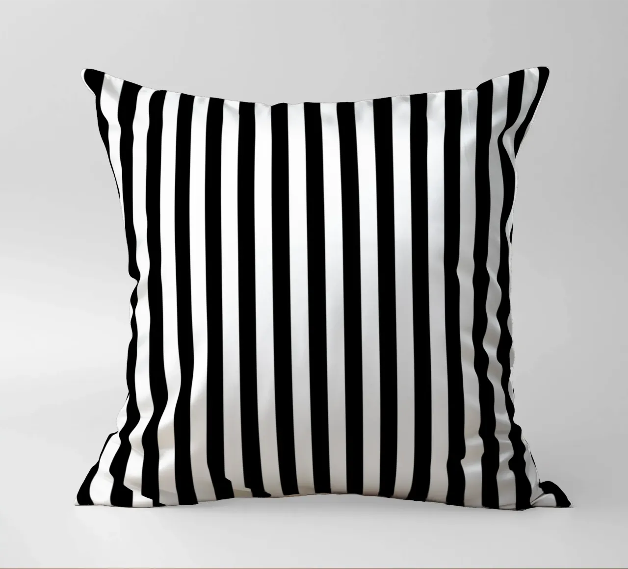 Minimalista Basic Classic Bold Stripes | Bianco e nero cuscino da Beauty in Simplicity