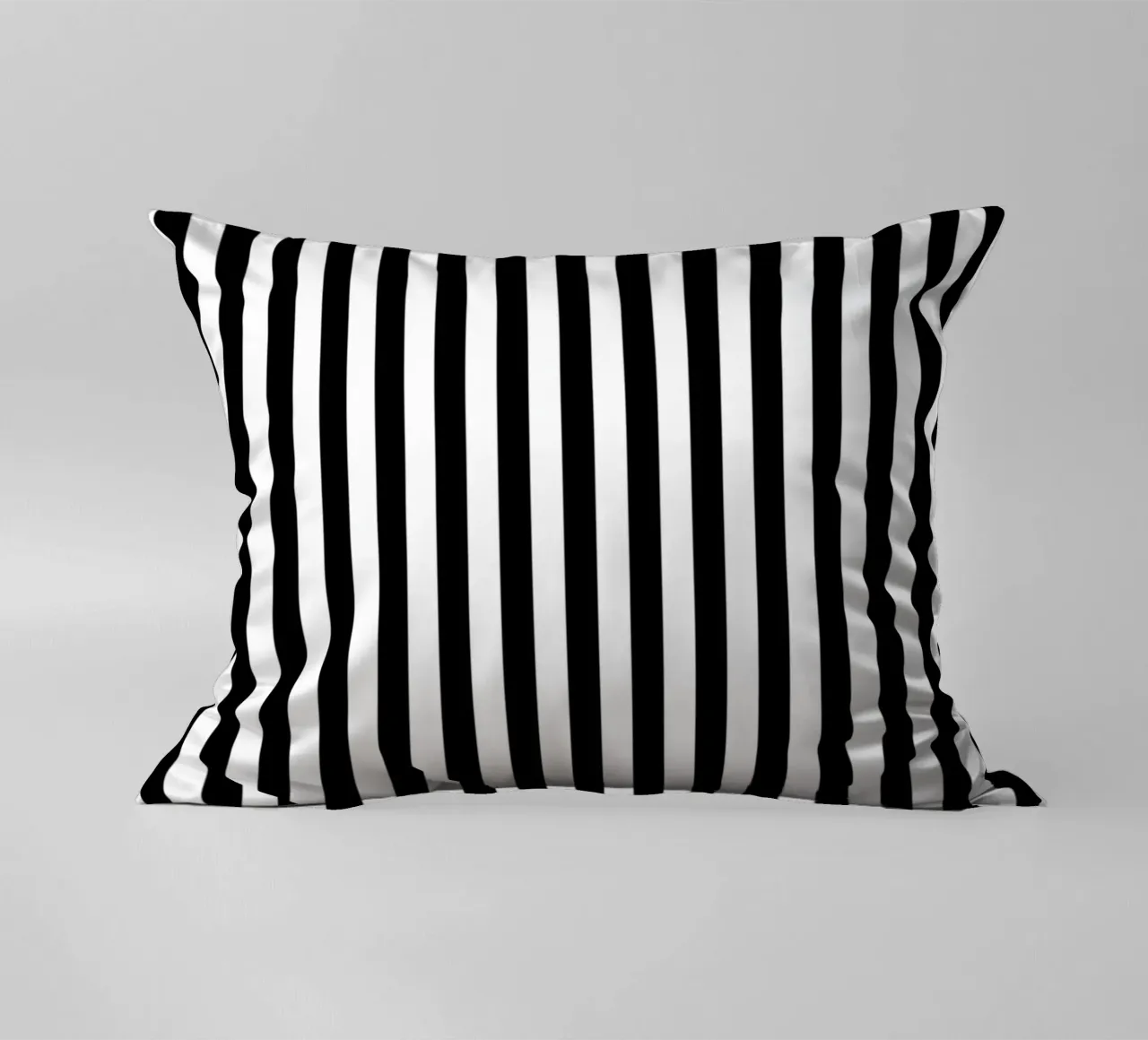 Minimalista Basic Classic Bold Stripes | Bianco e nero cuscino da Beauty in Simplicity