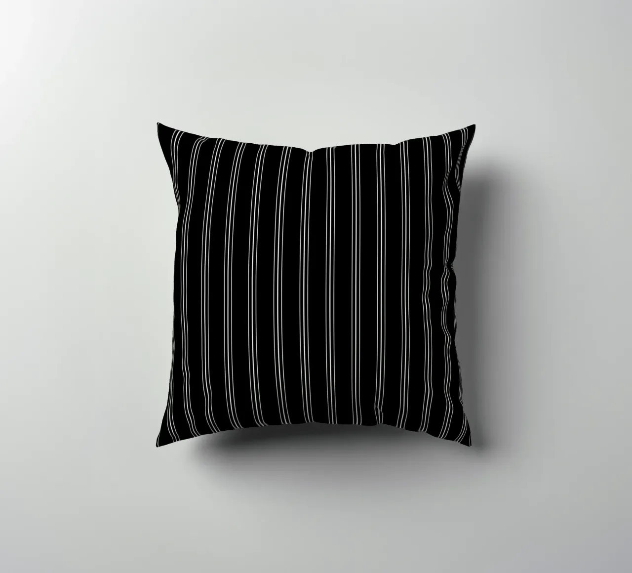 Minimal Classic Scandinavian Mixed Stripes | White on Black cuscino da Beauty in Simplicity