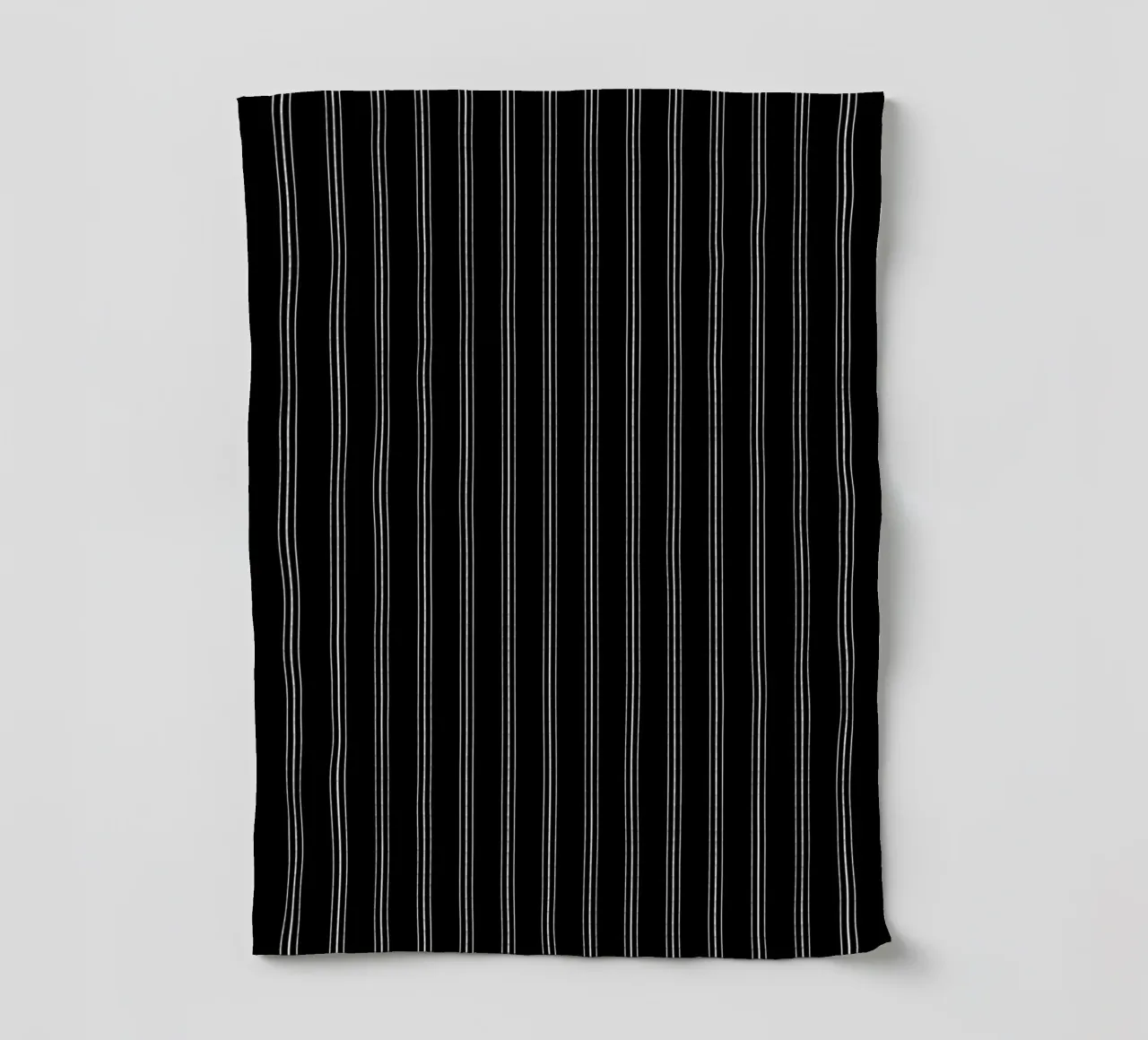 Minimal Classic Scandinavian Mixed Stripes | White on Black canovaccio da cucina da Beauty in Simplicity