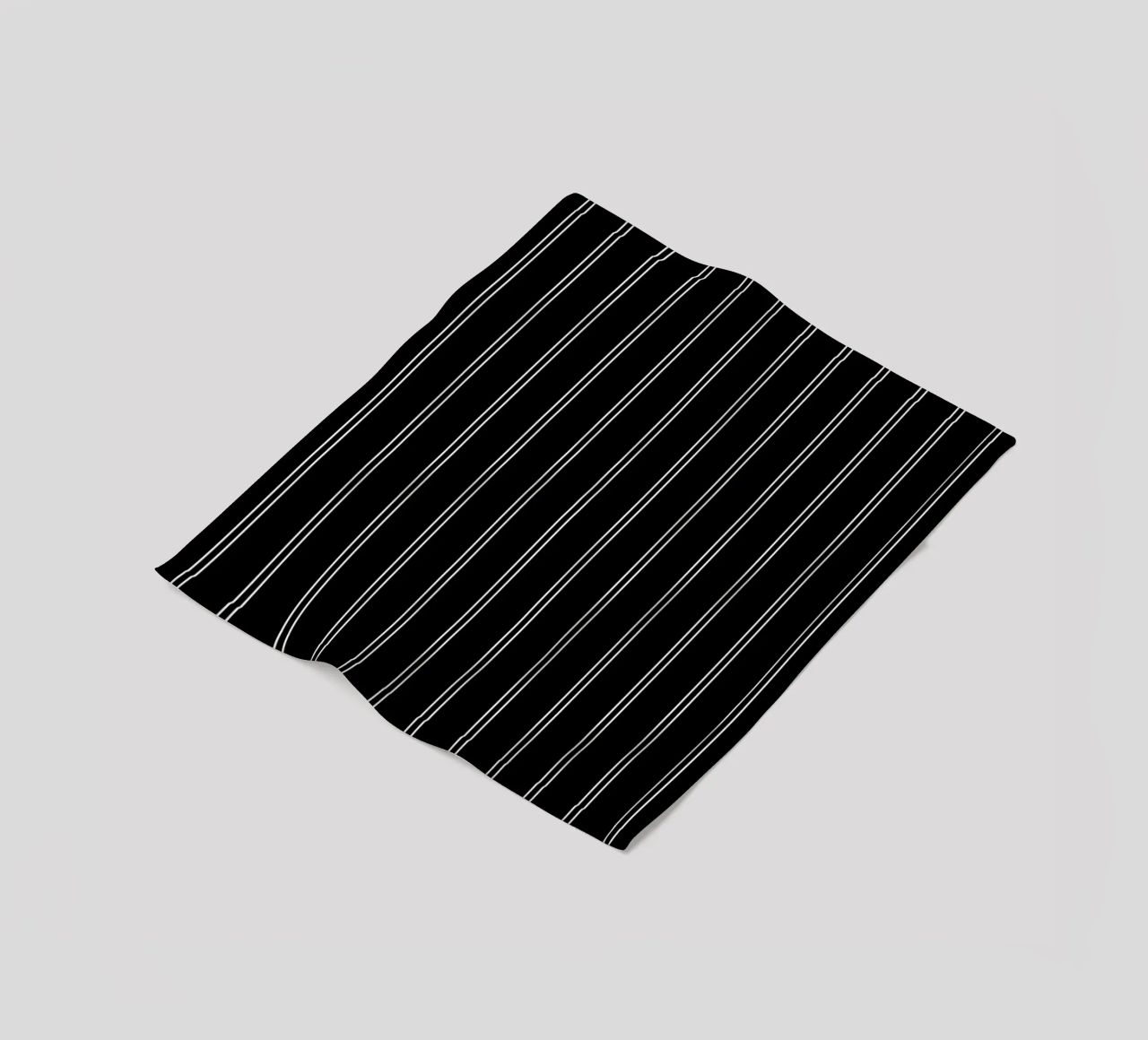 Minimal Basic Classic Doppie strisce bianche su nero coperta in pile da Beauty in Simplicity