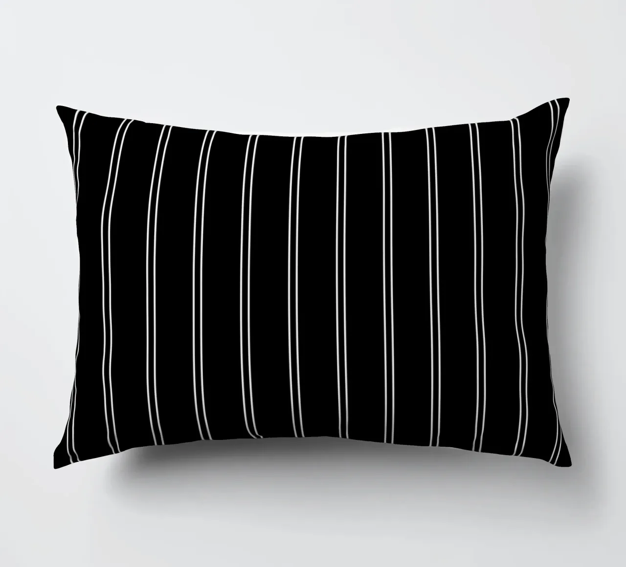 Minimal Basic Classic Double Stripes | Weiß auf Schwarz Kissen von Beauty in Simplicity