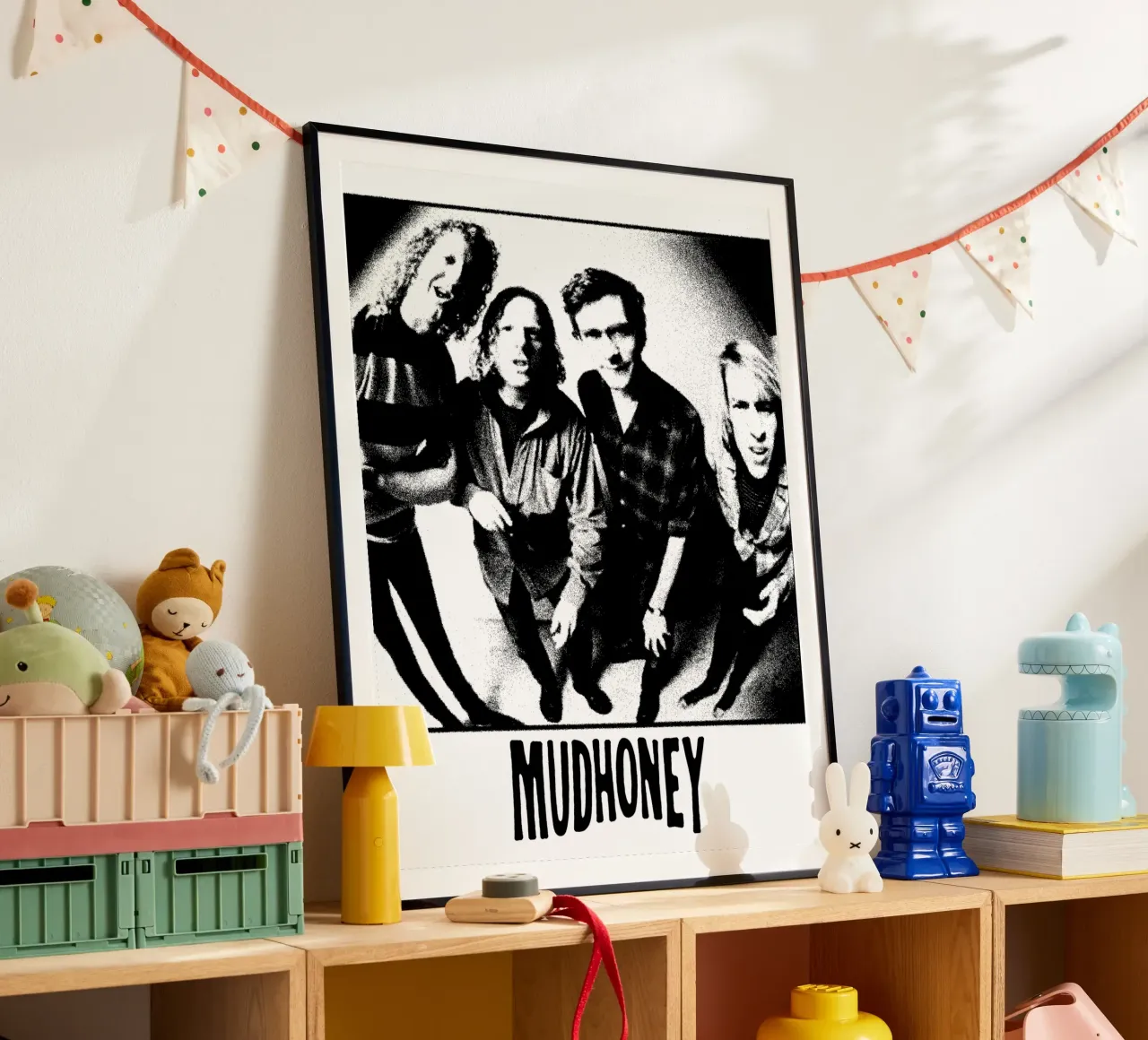 Maglietta essenziale della Rock Band in stile grunge poster da igoshdesigns