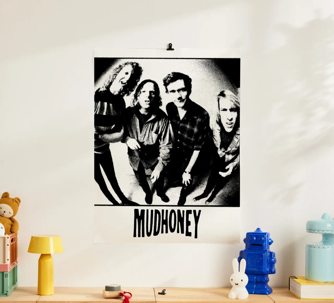 Maglietta essenziale della Rock Band in stile grunge poster da igoshdesigns