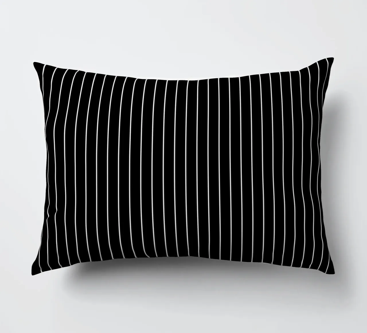 Minimal Basic Classic Pinstripe | Bianco su nero cuscino da Beauty in Simplicity