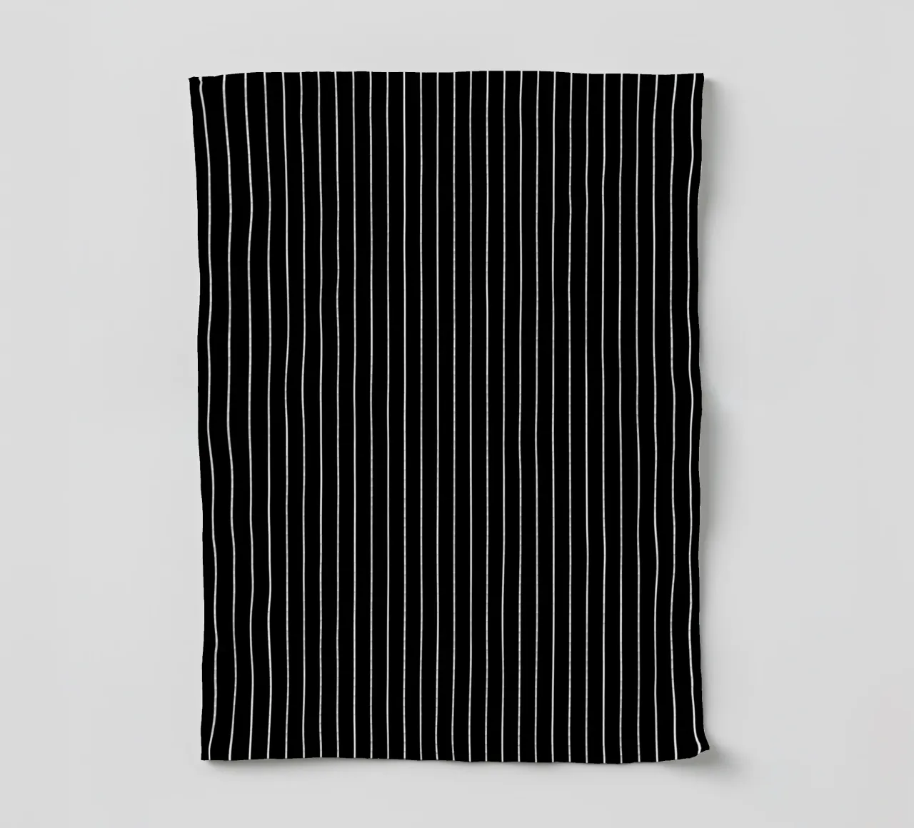 Minimal Basic Classic Pinstripe | Bianco su nero canovaccio da cucina da Beauty in Simplicity