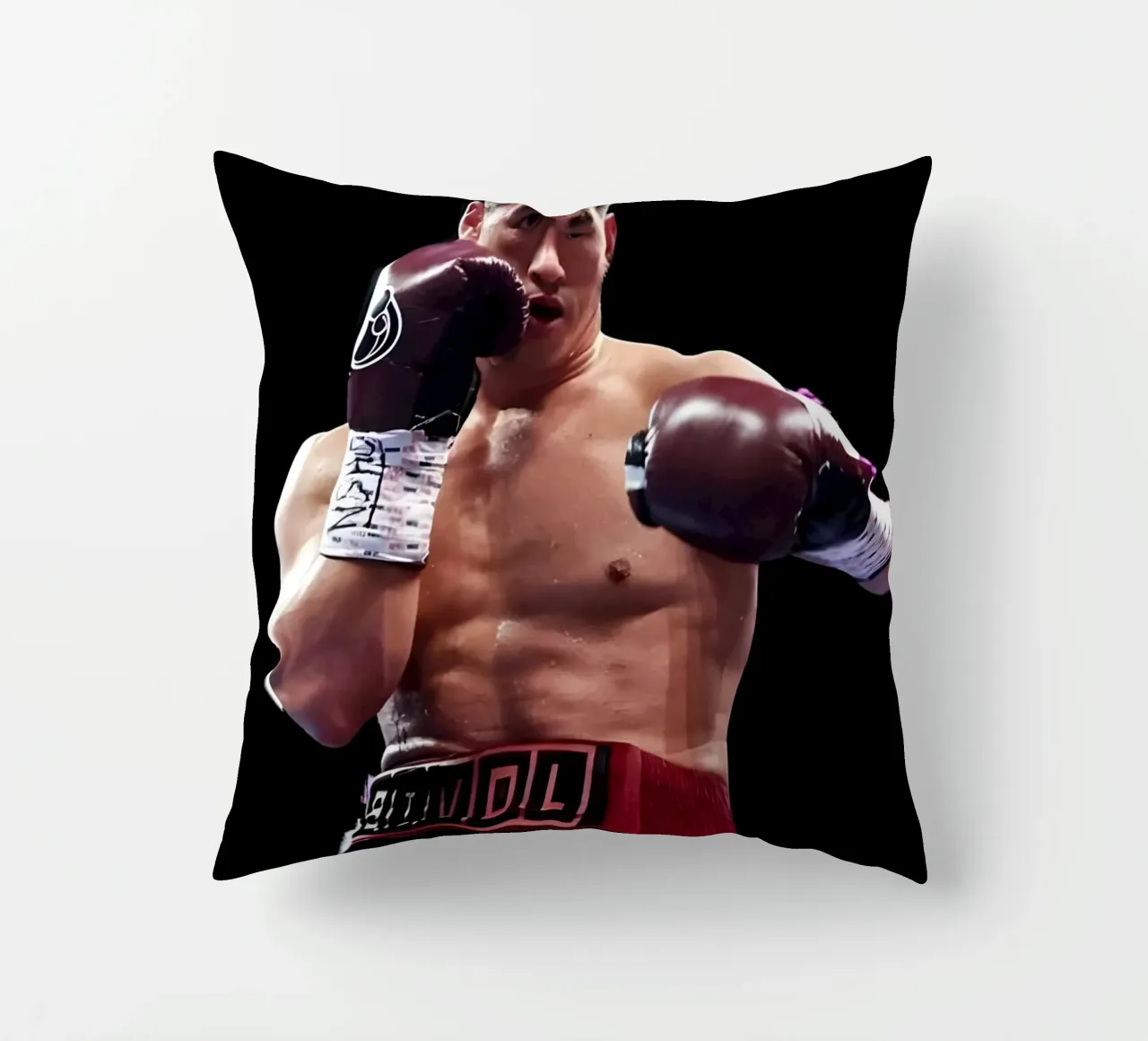 Dmitry Bivol cuscino da Low poly art