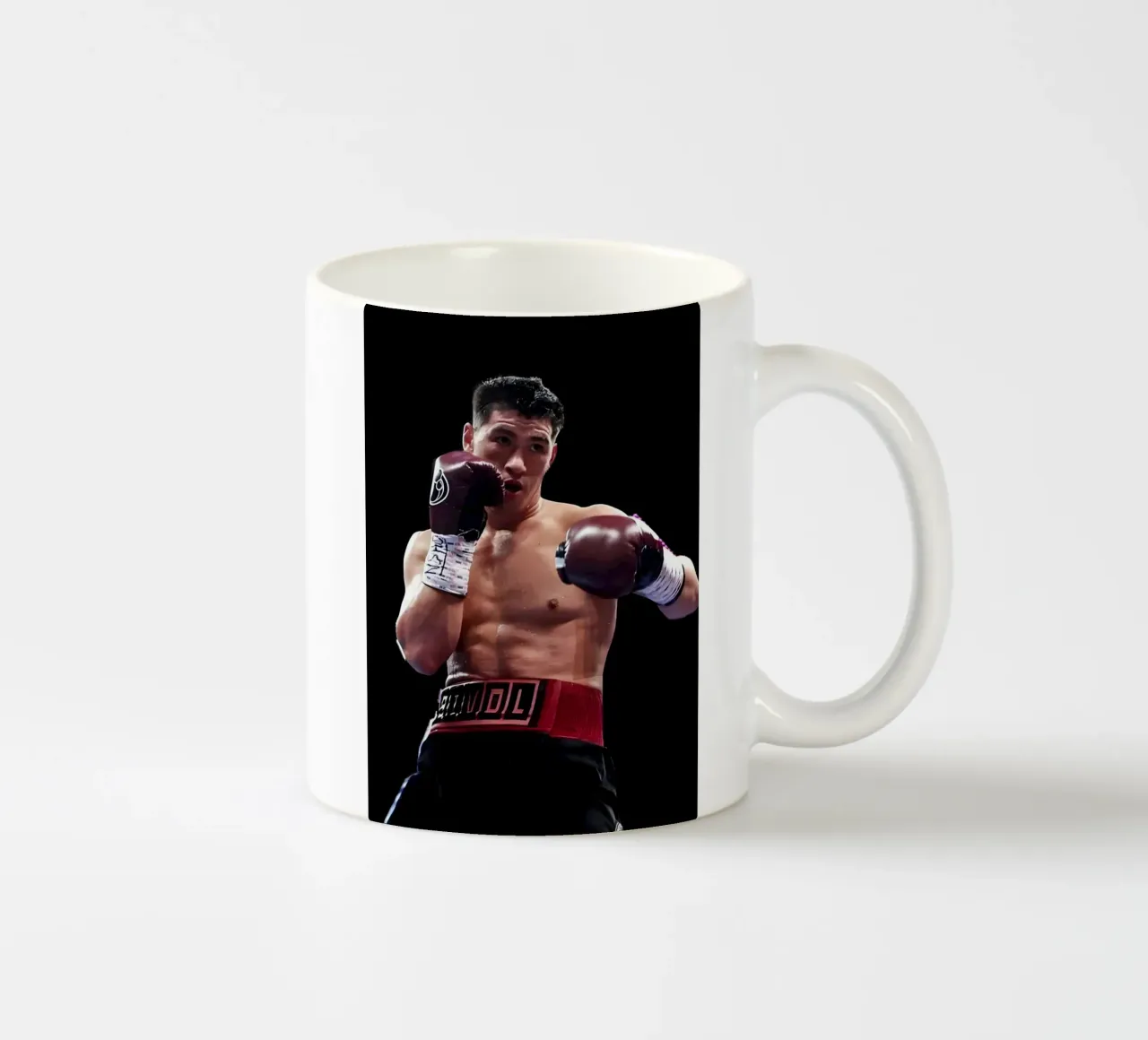 Dmitry Bivol tazza in ceramica da Low poly art