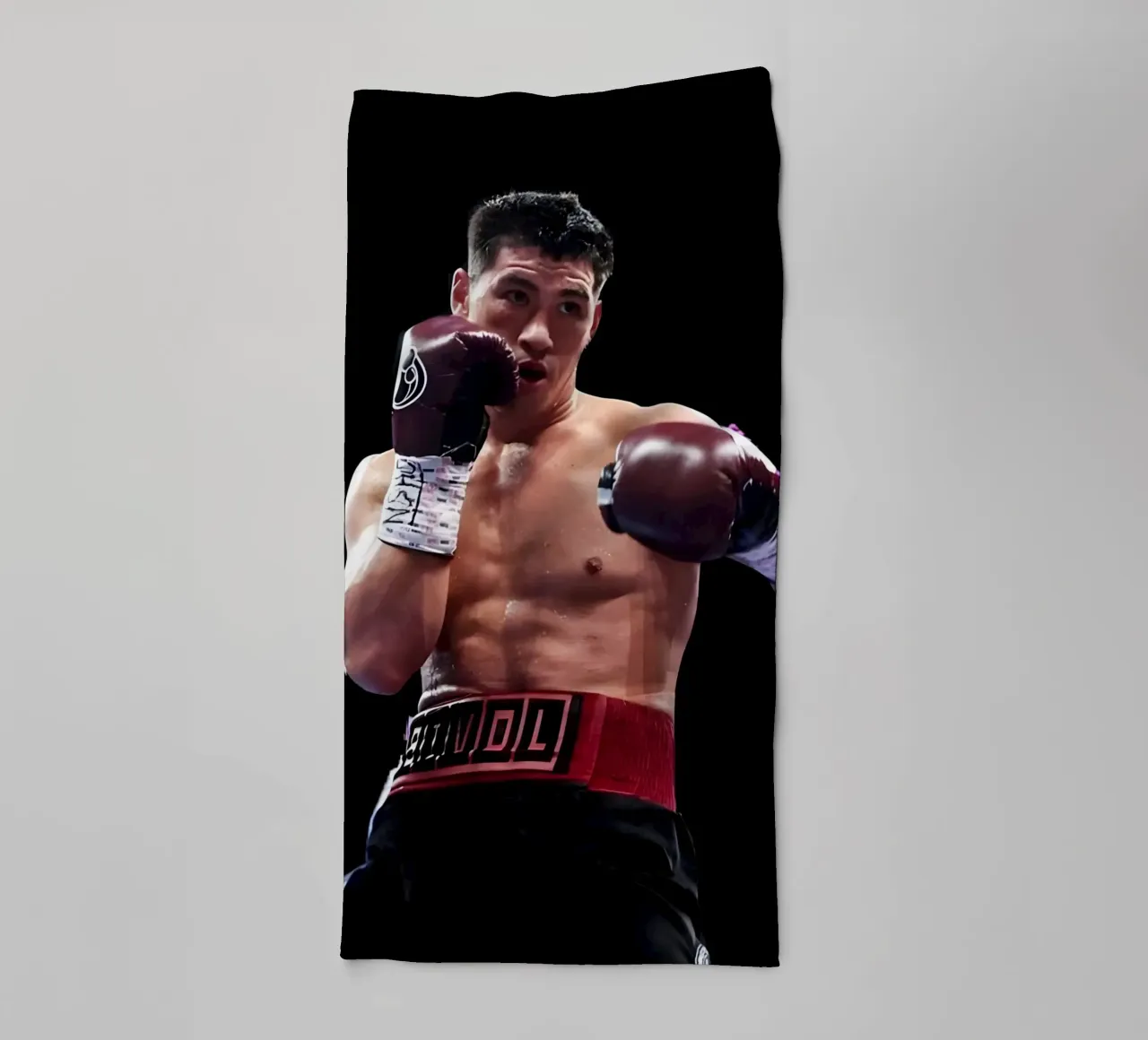Dmitry Bivol asciugamano da bagno da Low poly art