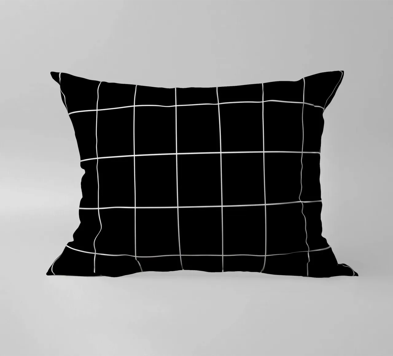 Minimal Basic Classic Big Grid | Blanco sobre negro cojín de Beauty in Simplicity