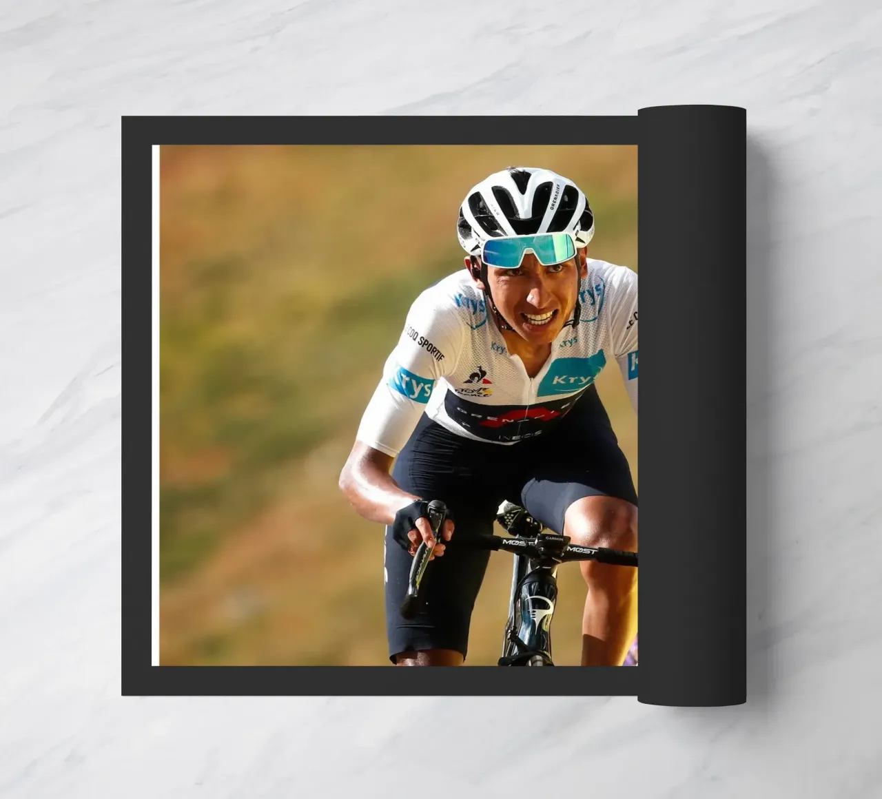 Re Egan Bernal zerbino da SPECIAL SHOP GENTHO UK