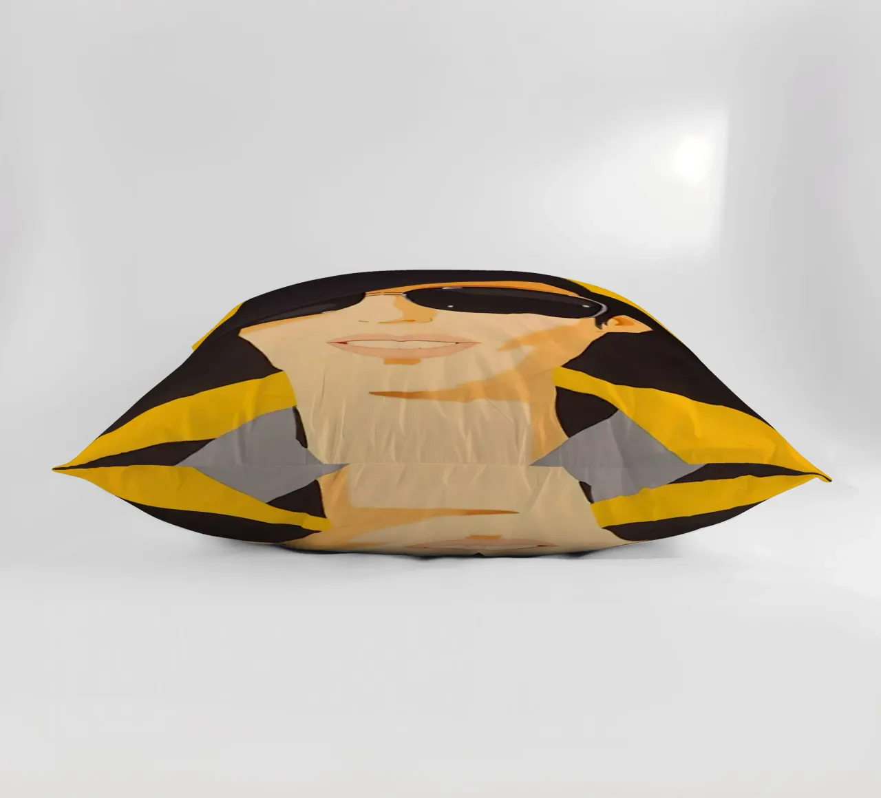 Alex Katz Vivien in cappello nero cuscino da Marcobarshop