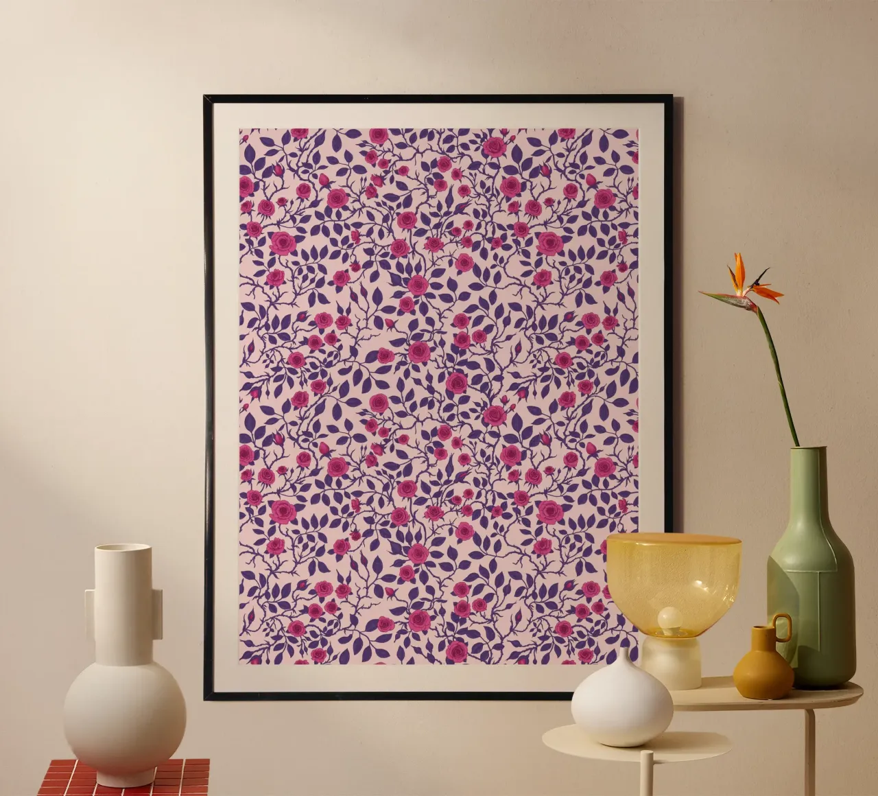 Rose selvatiche in rosa e viola poster con telaio in alluminio da Painted Nature