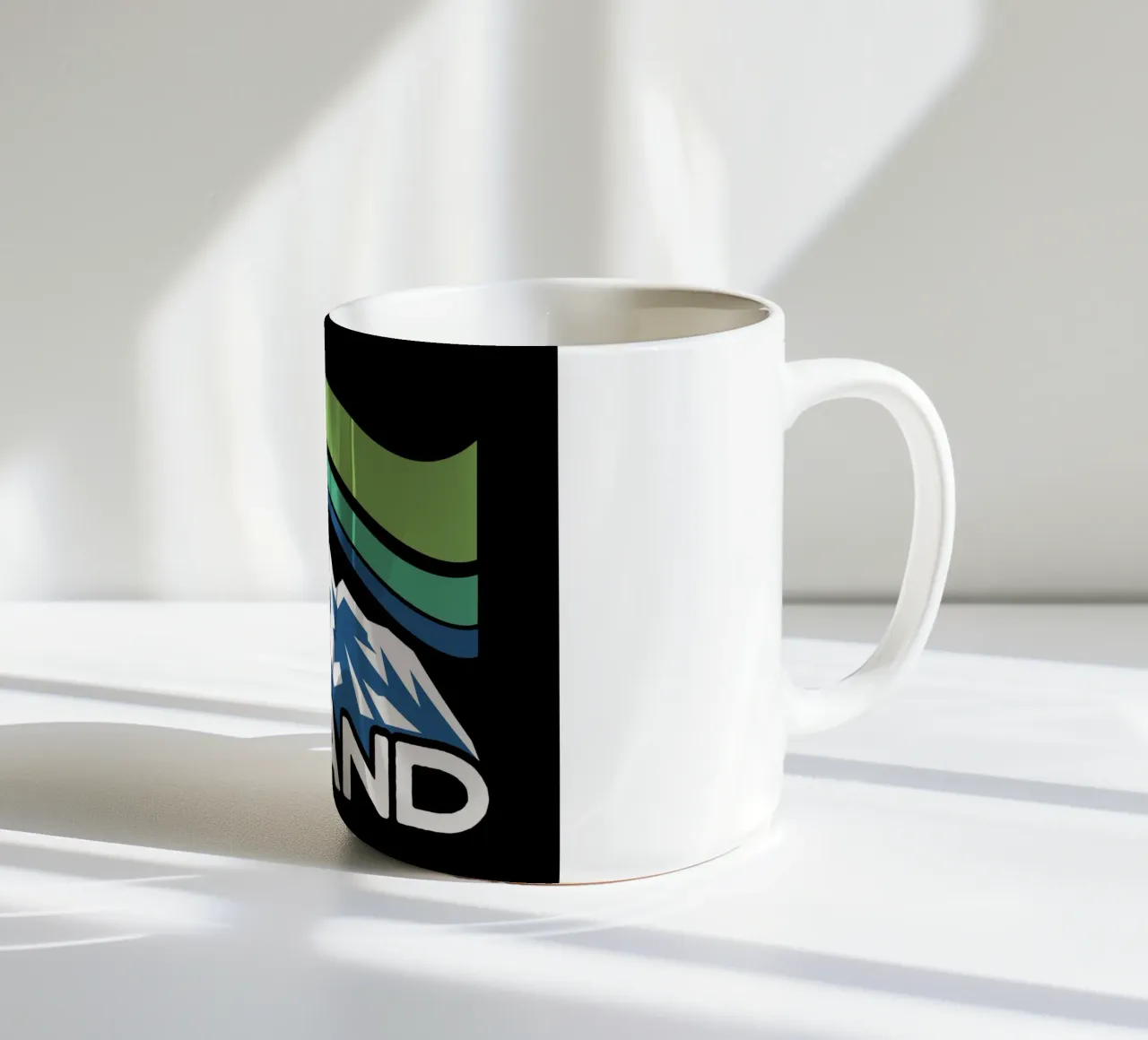 Islanda tazza in ceramica da Mariel Toigo