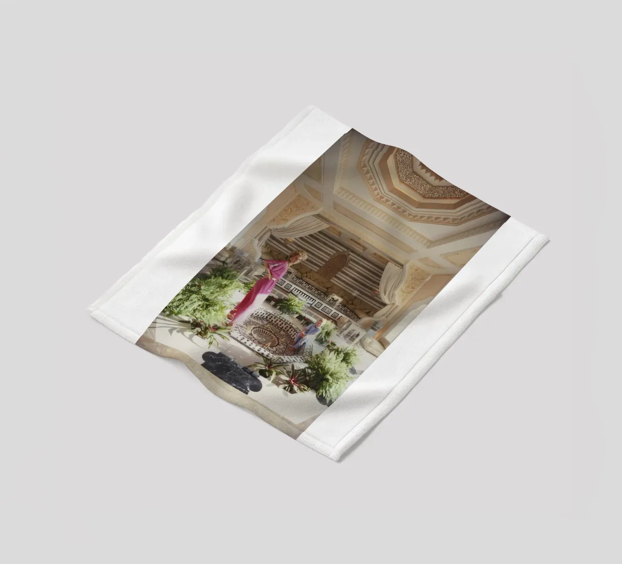 Mutter und Kind zu Hause - Slim Aarons Fleecedecke von The Poster UK
