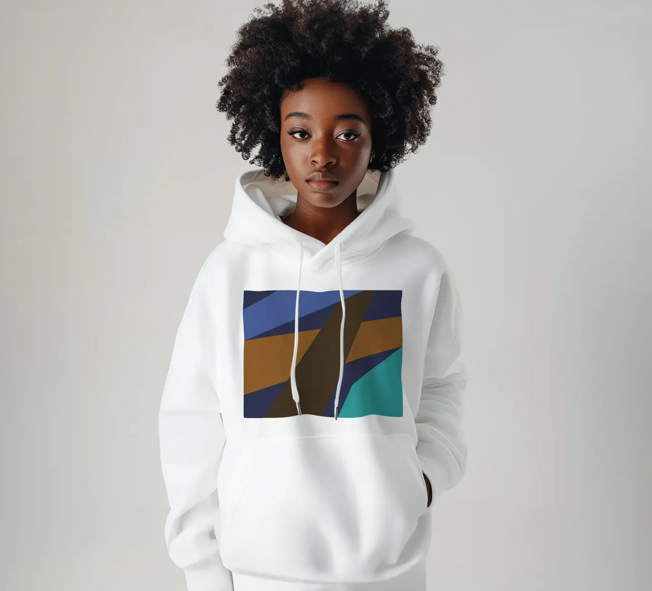Design geometrico retrò in blu, marrone e verde mare felpa con cappuccio da Petra Lang