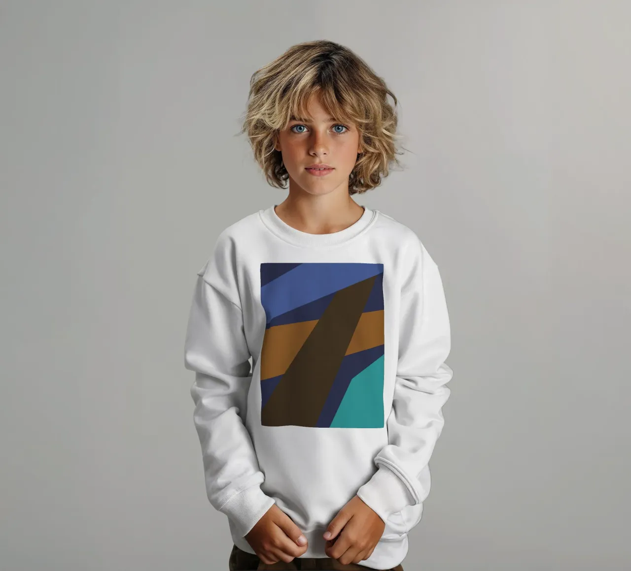 Design geometrico retrò in blu, marrone e verde mare felpa bambino da Petra Lang