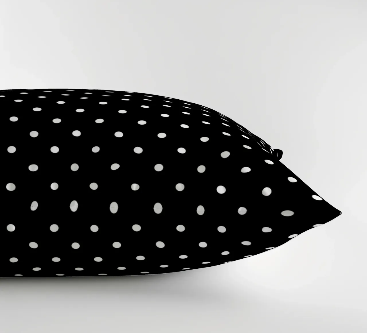 Minimal Basic Classic Polka Dots | Bianco su nero cuscino da Beauty in Simplicity